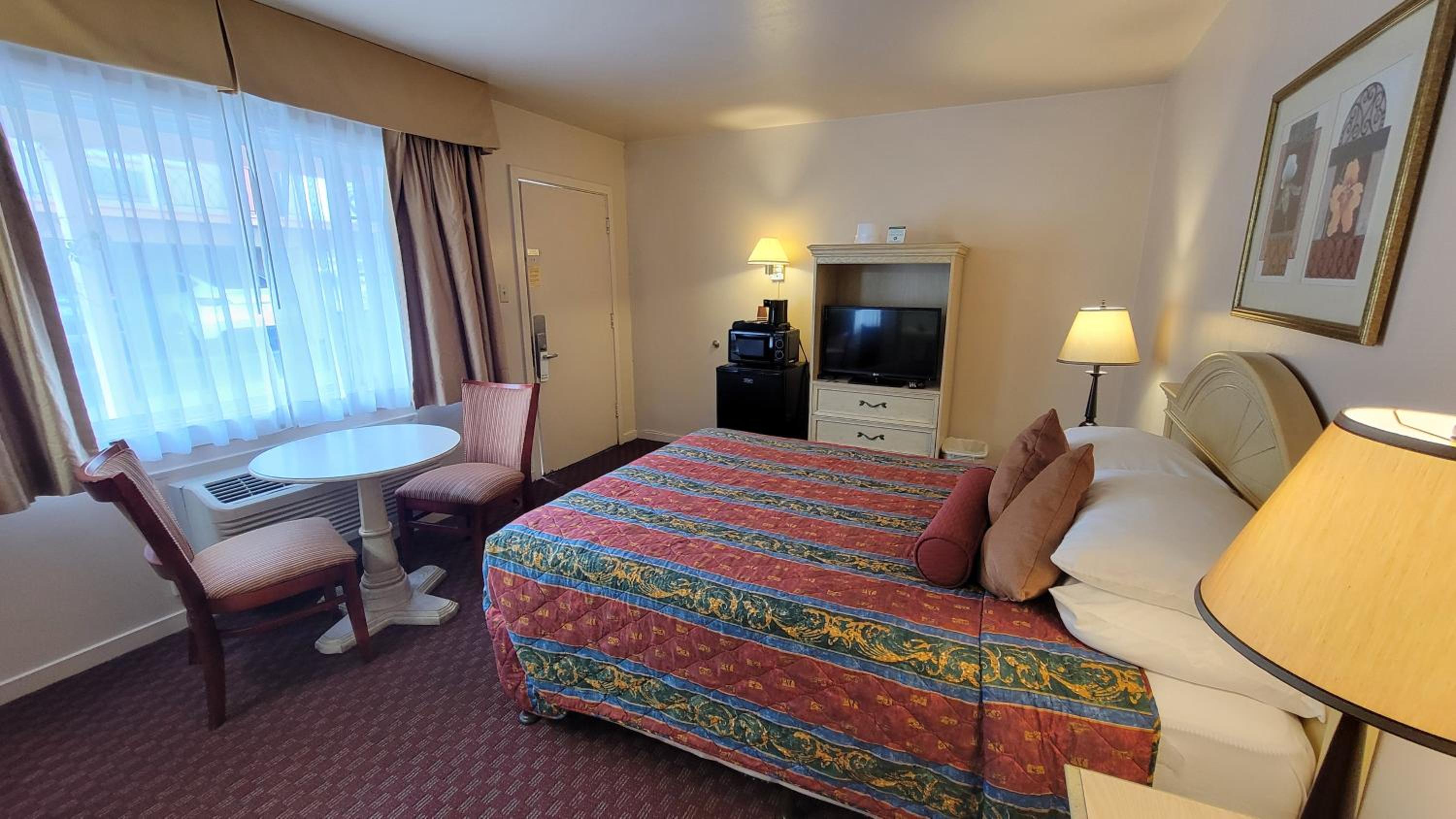 Queen Room - Photo 3