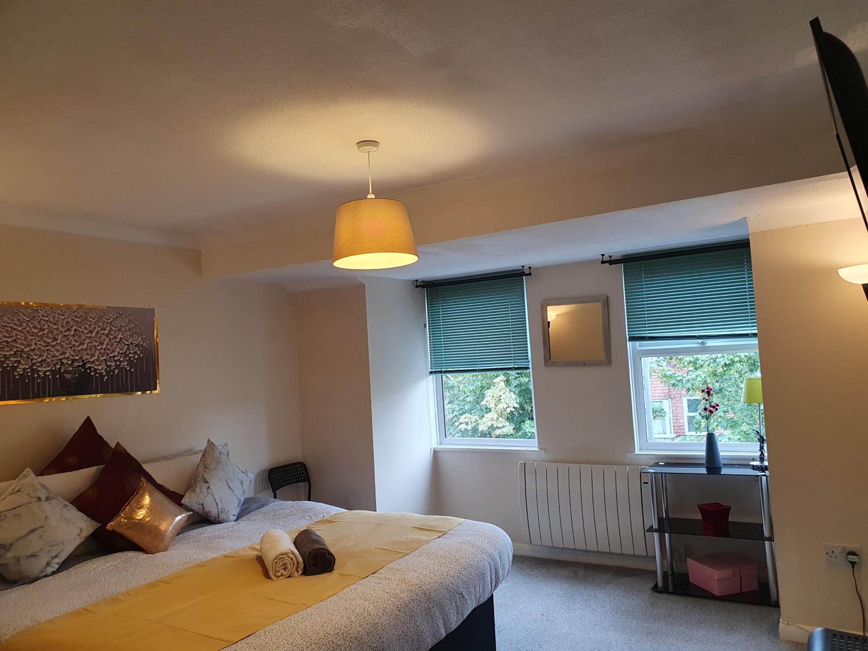 One-Bedroom Apartment photo 3
