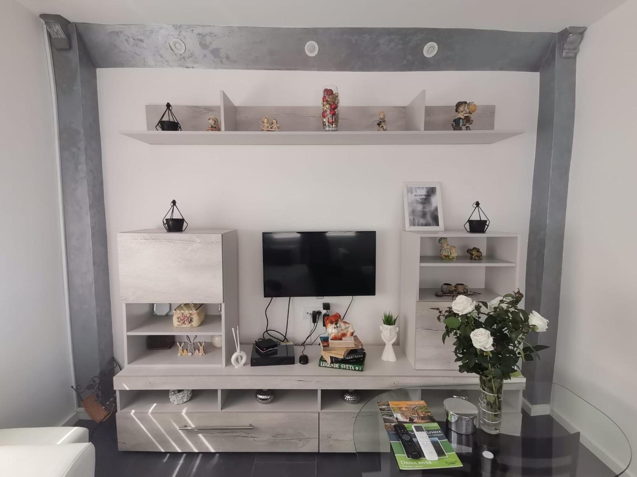Apartment photo 3