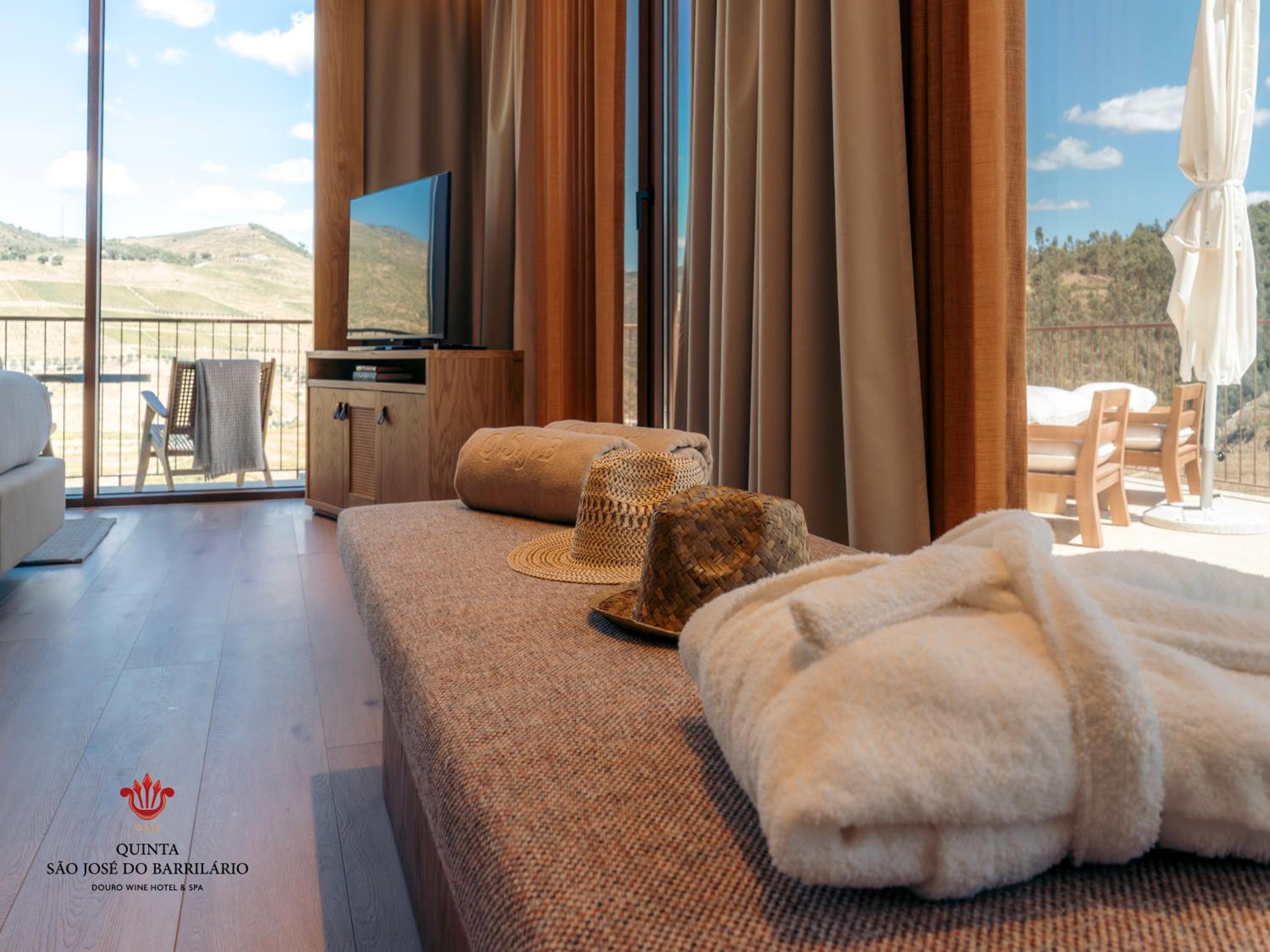 Superior Suite photo 2