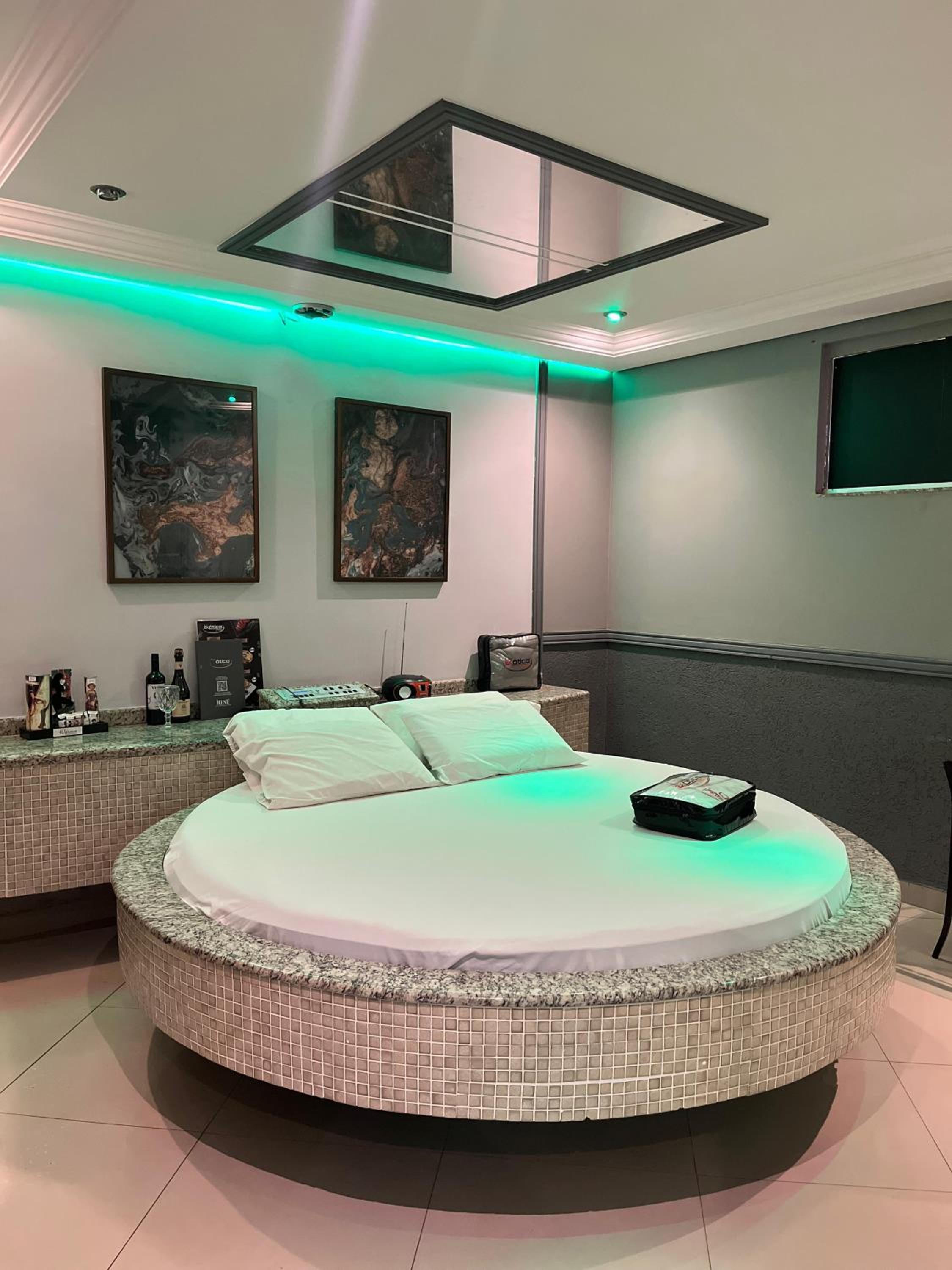 Executive Suite photo 3