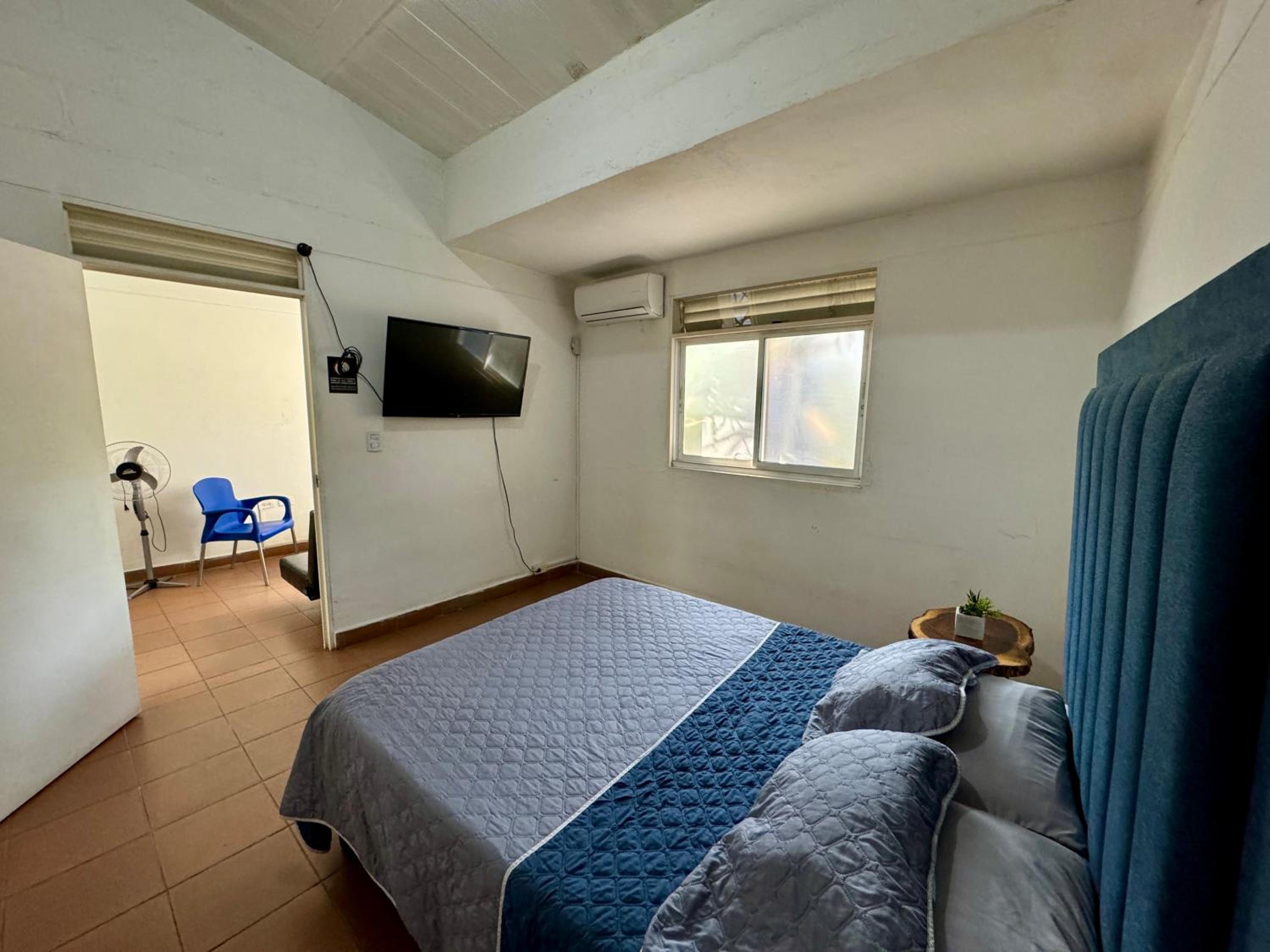Apartment with Shower