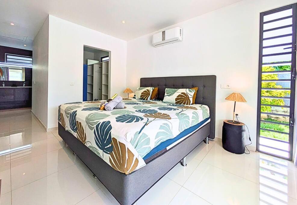 Three-Bedroom Villa photo 1
