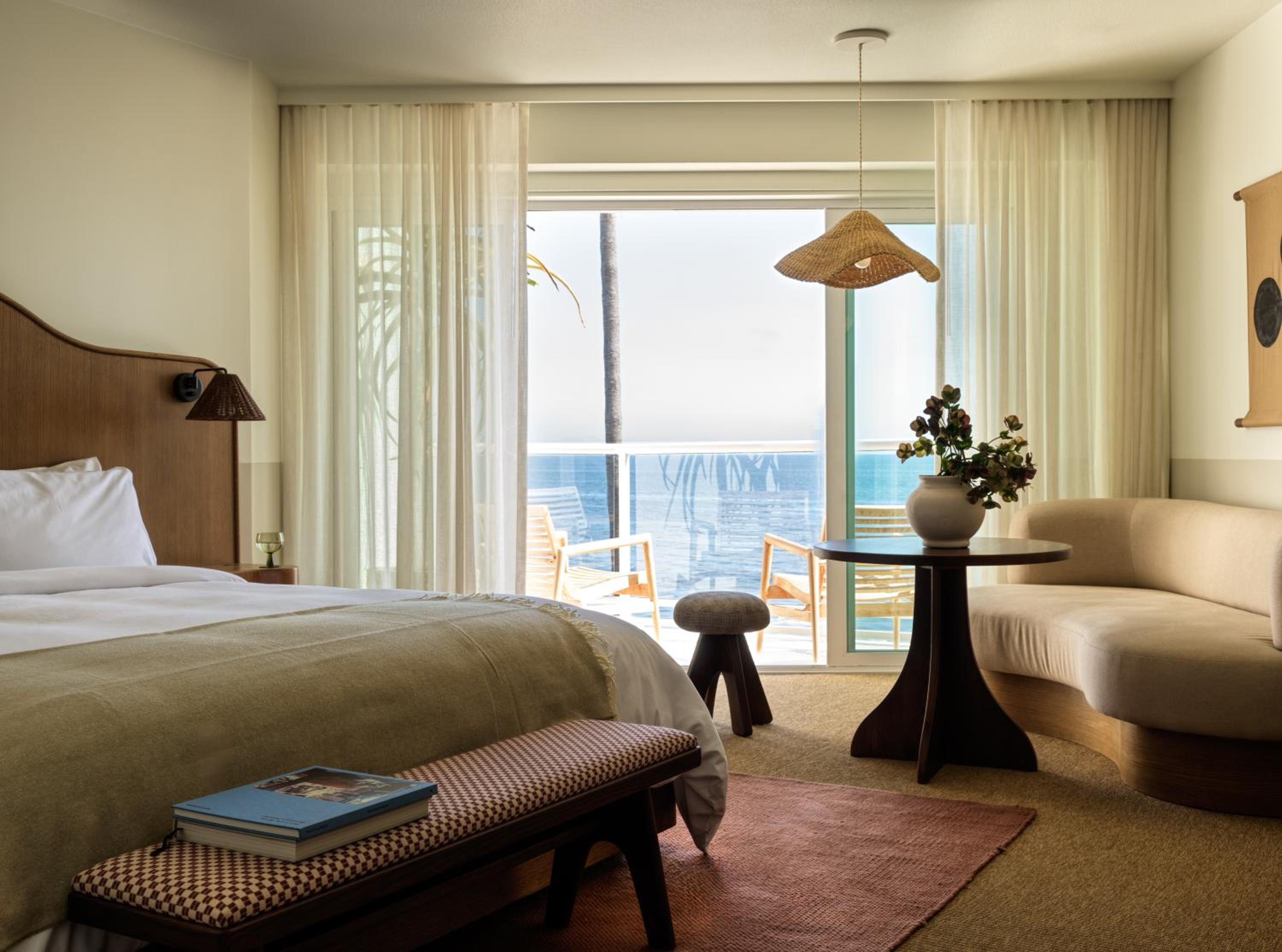 King Room with Balcony - Ocean View - Photo 3
