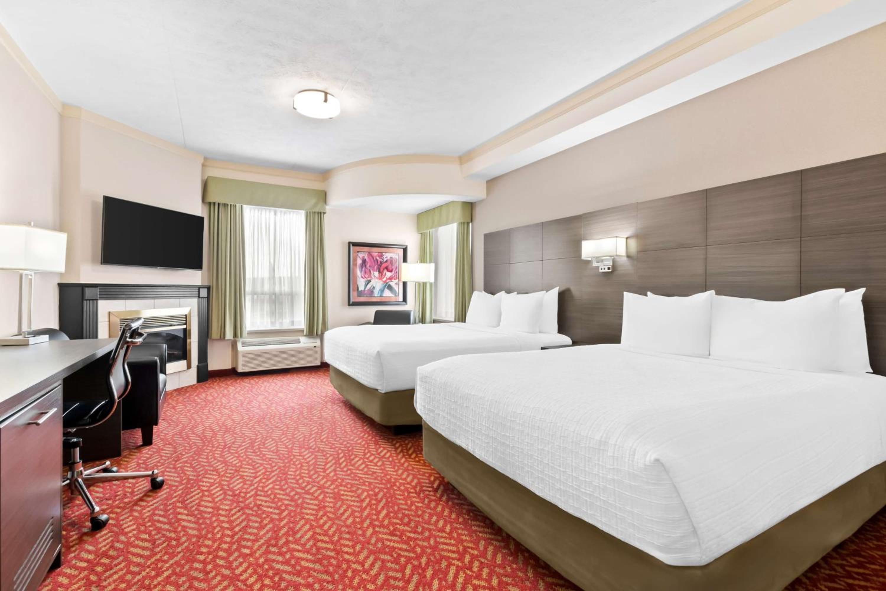 Queen Room With Two Queen Beds - Non-Smoking