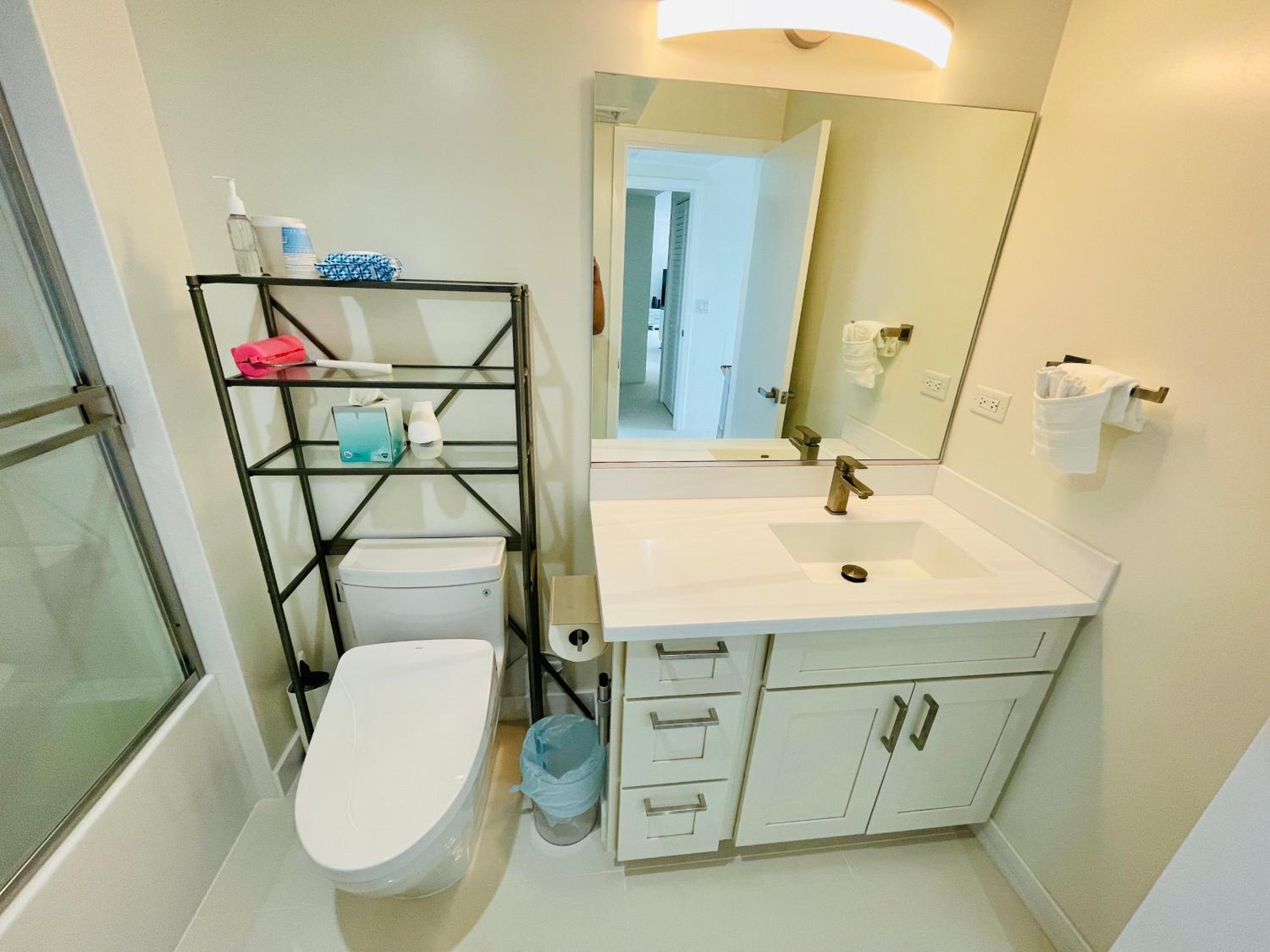 Penthouse Ocean view Two Bedroom Sleeps eight 2607: Two-Bedroom Apartment photo