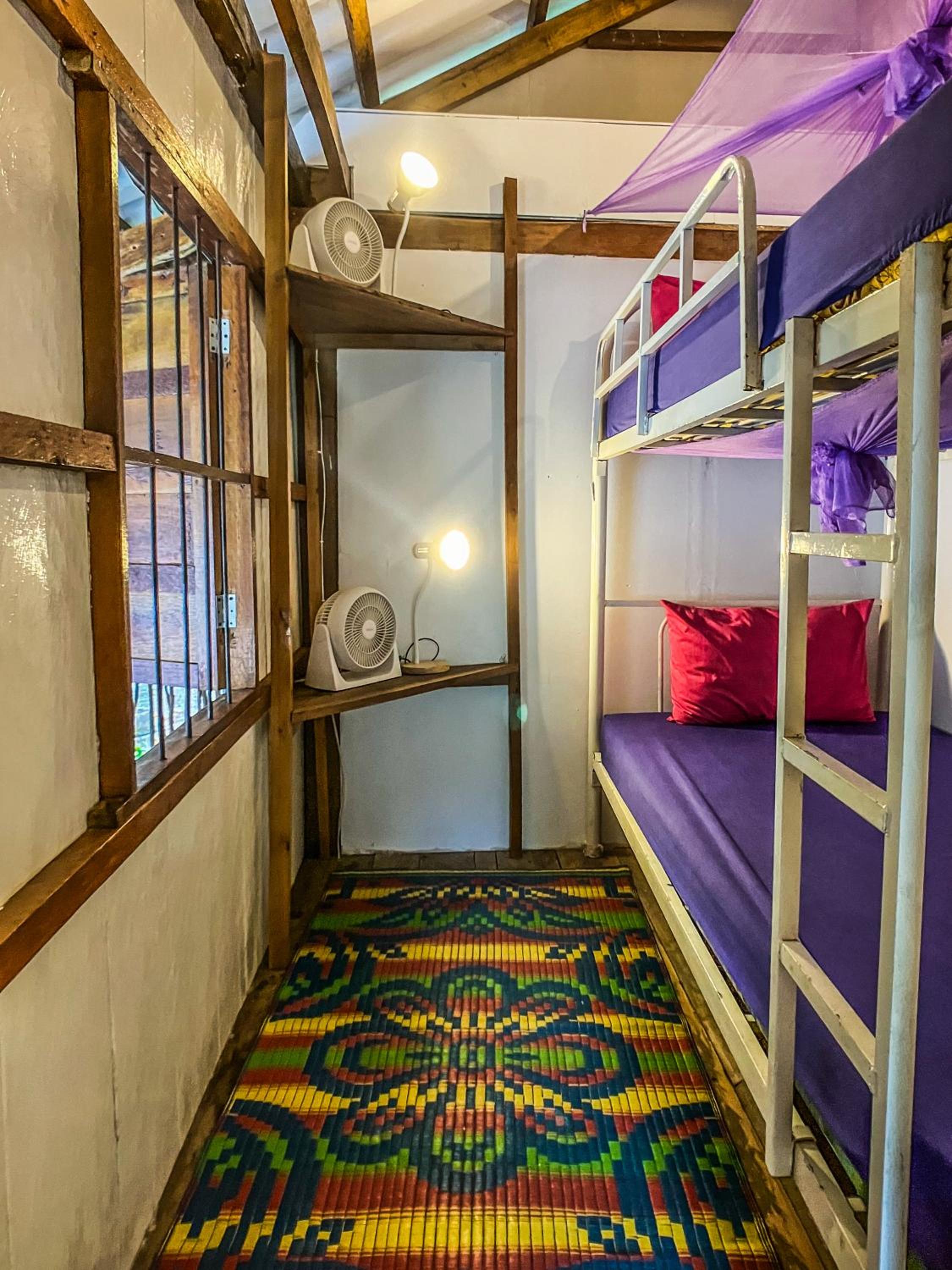 6-Bed Mixed Dormitory Room photo 3