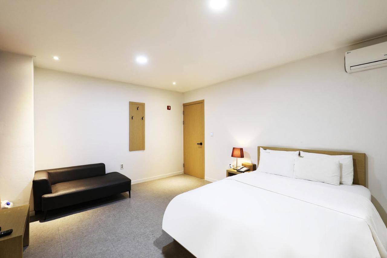 Business Double Room photo 3