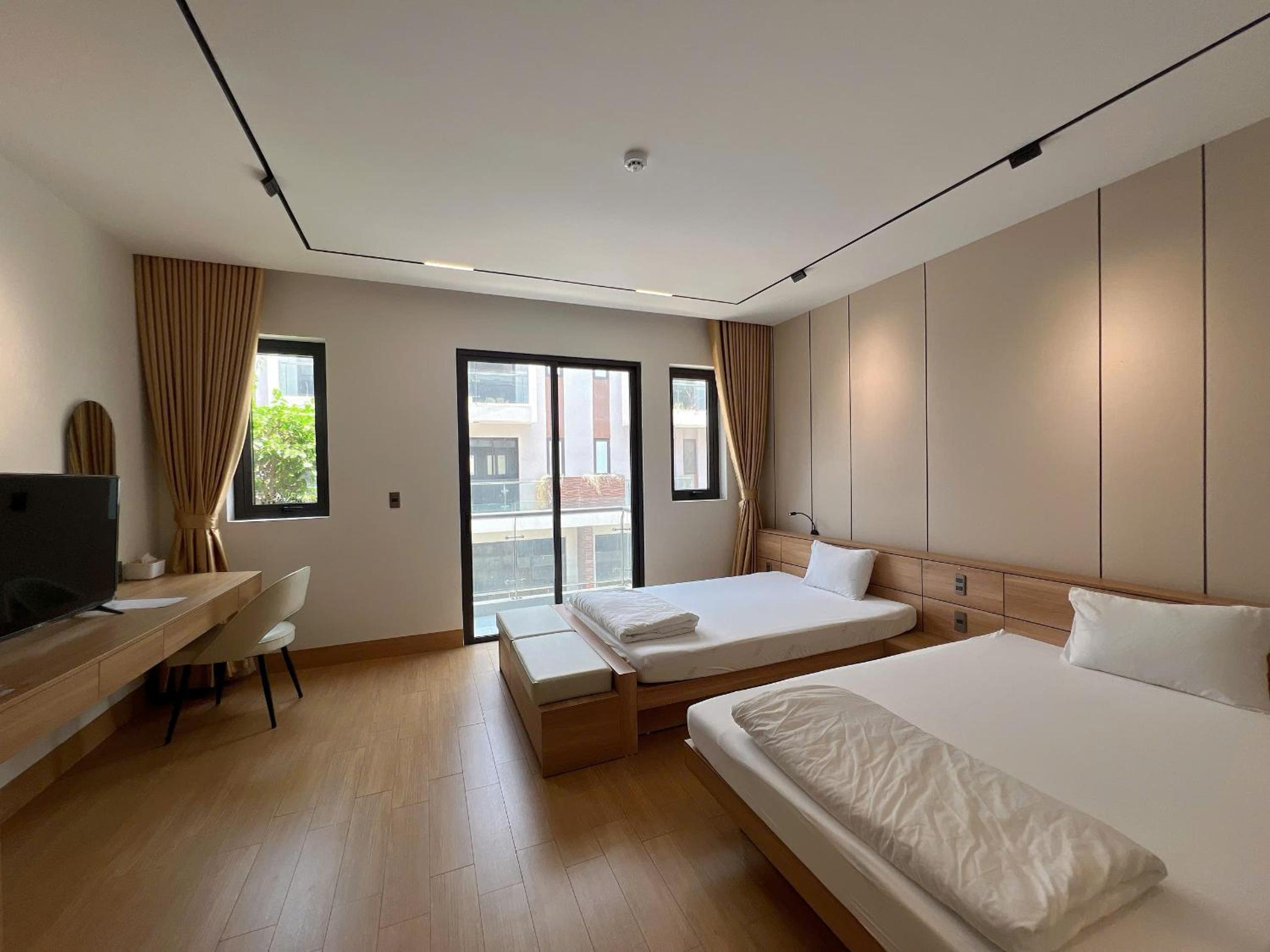 Deluxe Double Room with Two Double Beds photo 1