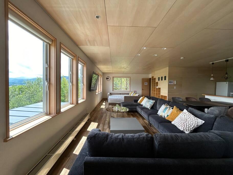 Villa photo 1