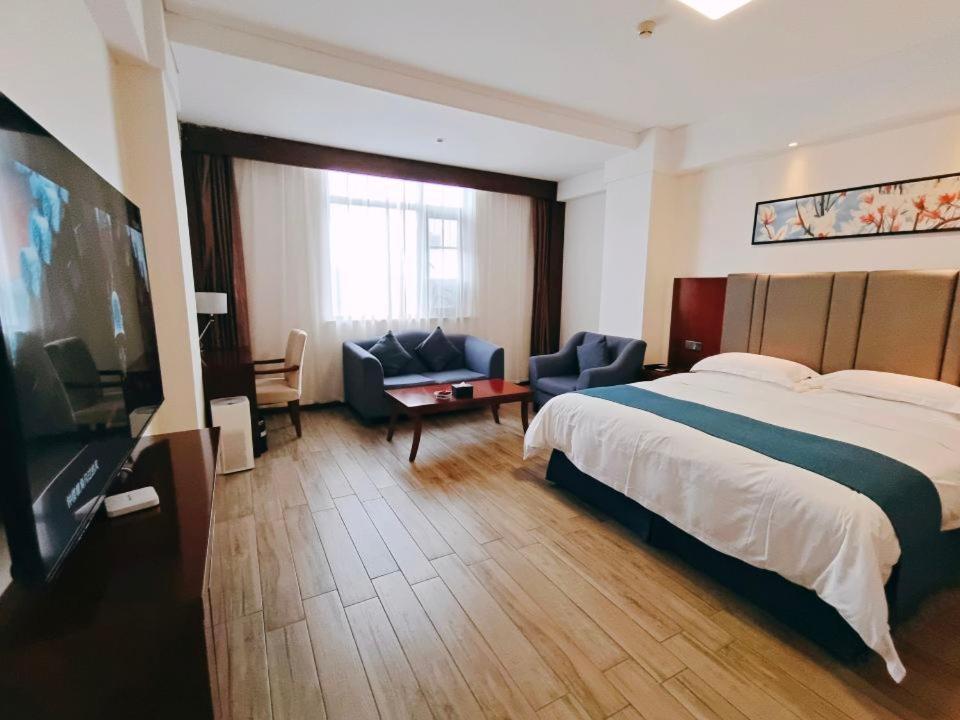 King Room