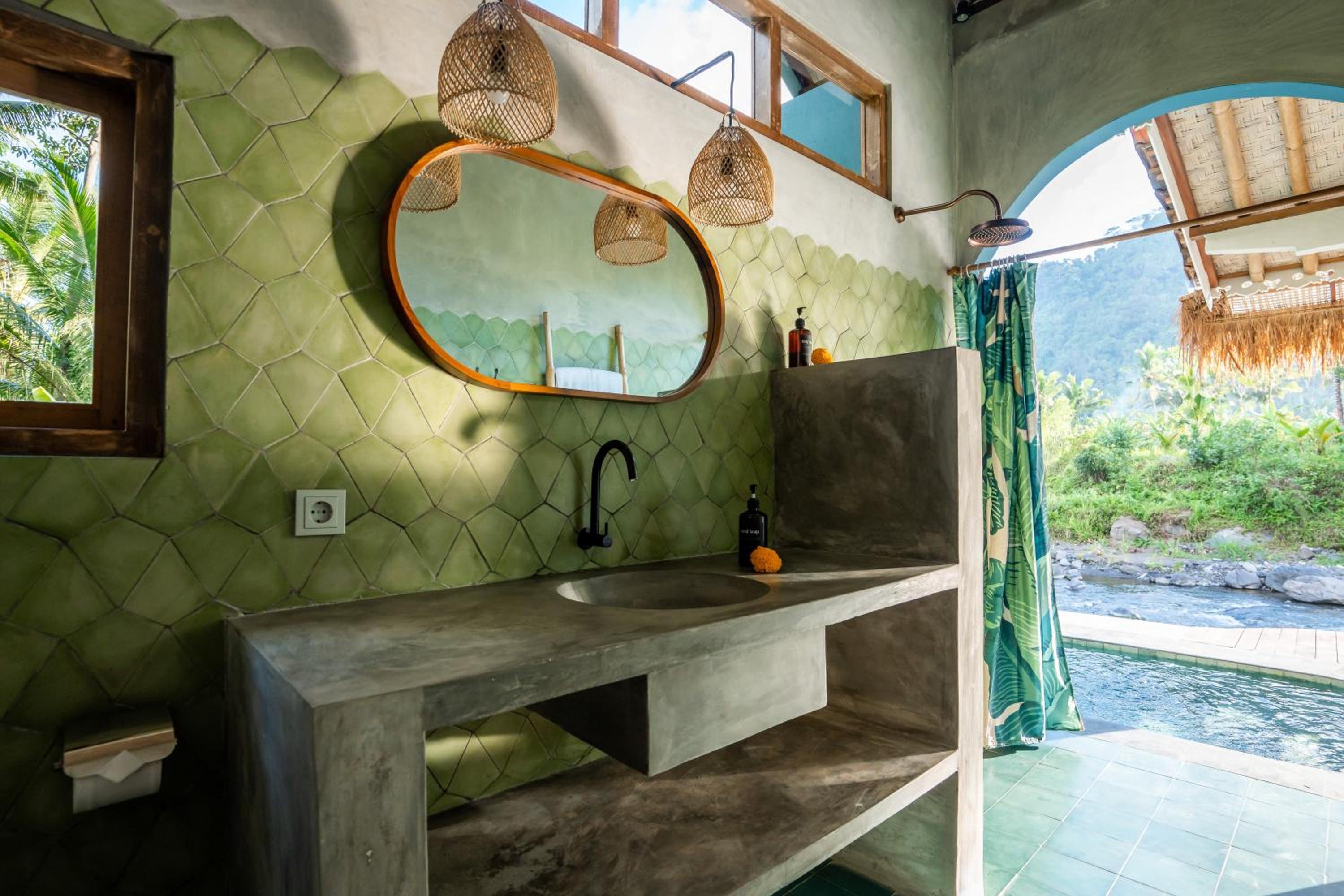 Villa with Private Pool - Photo 7