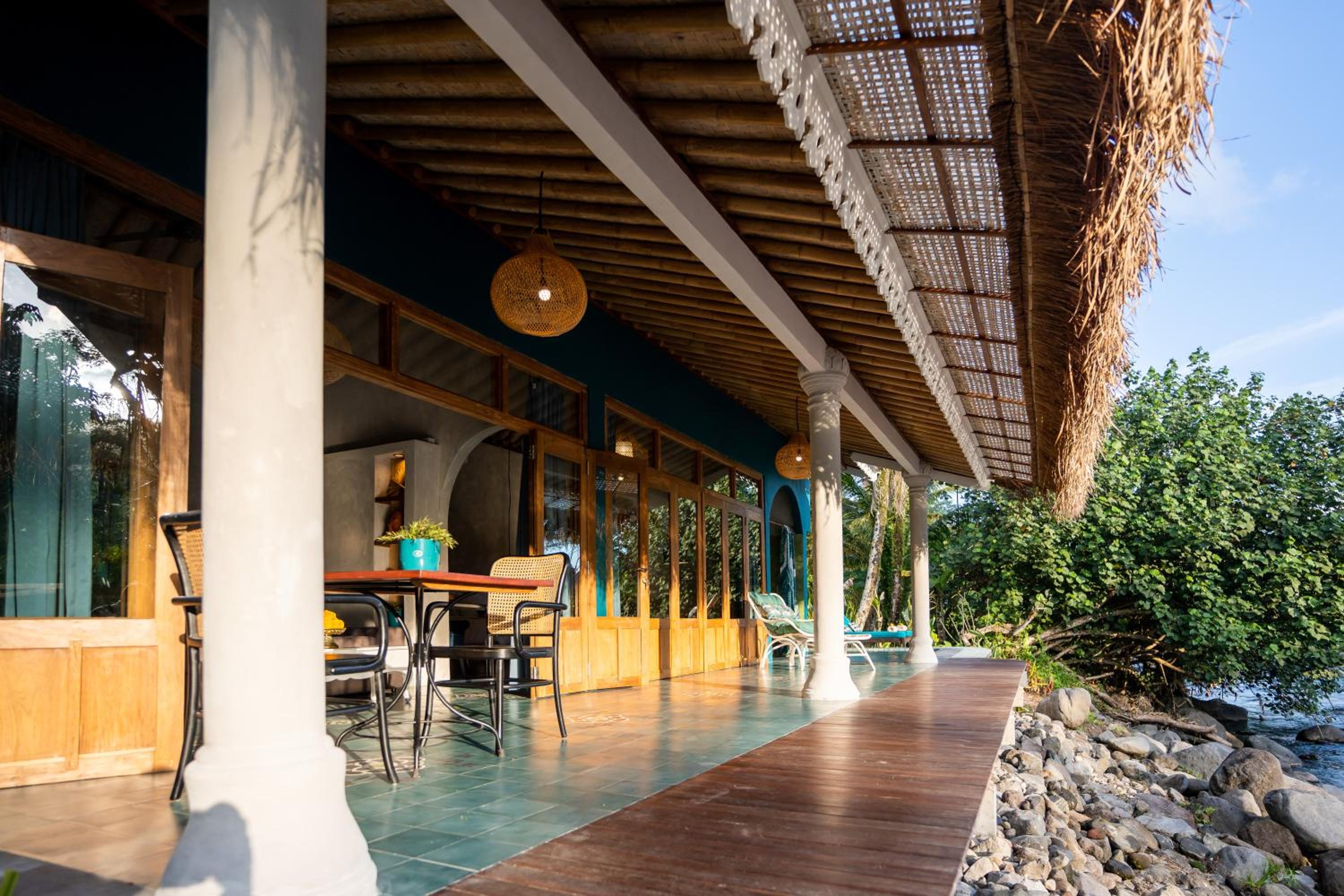 Villa with Private Pool - Photo 27