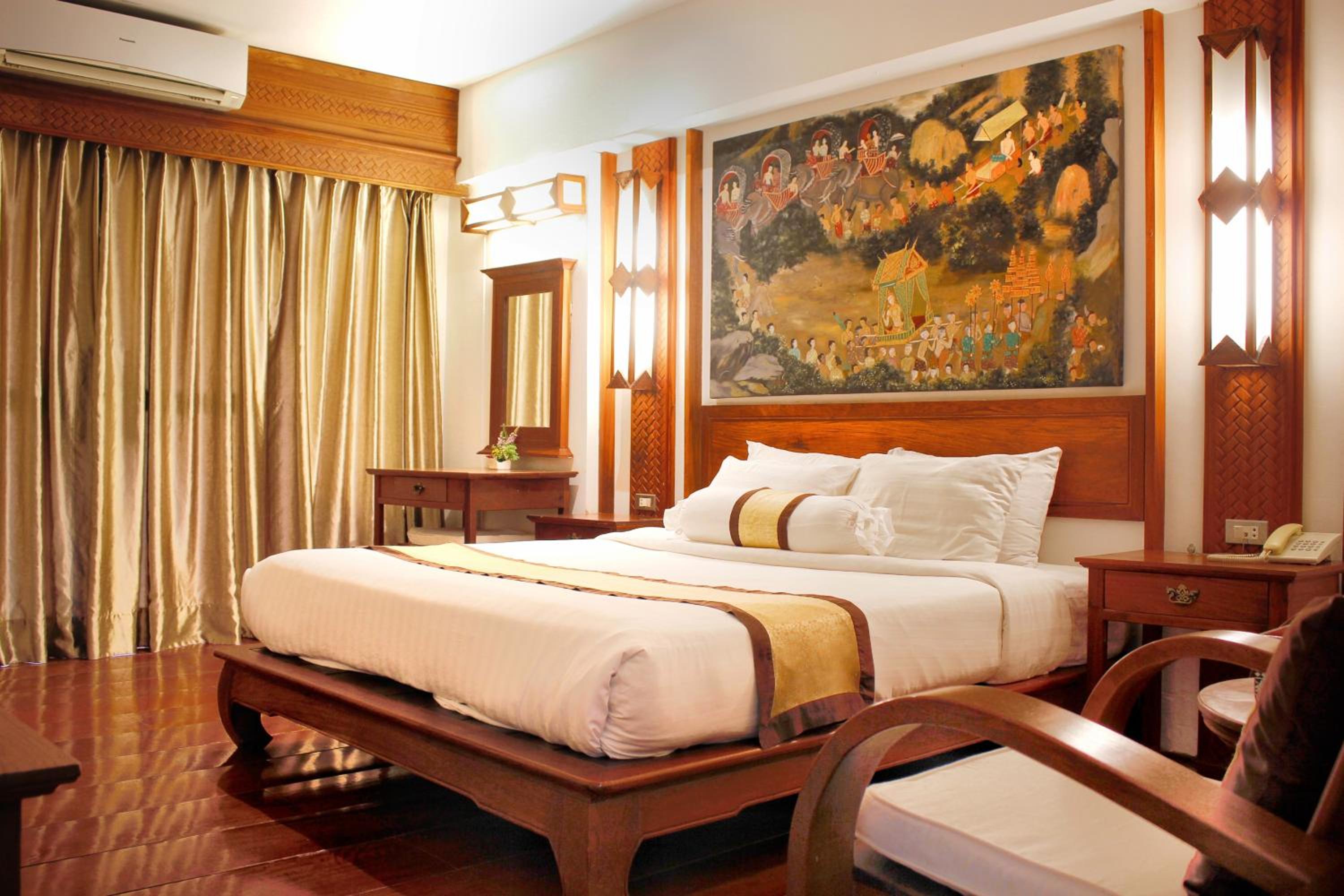 King Room with Balcony
