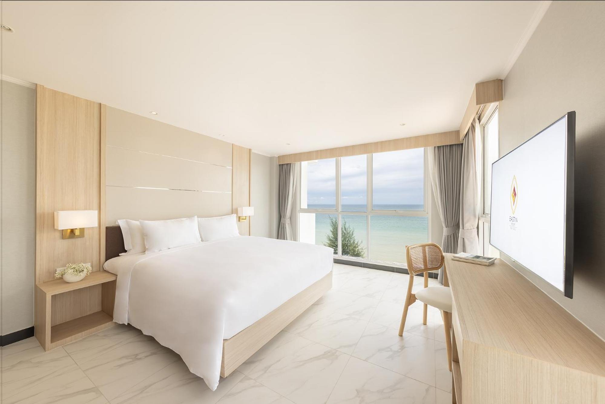 Ocean's Edge Two Bedroom Penthouse - Photo 6