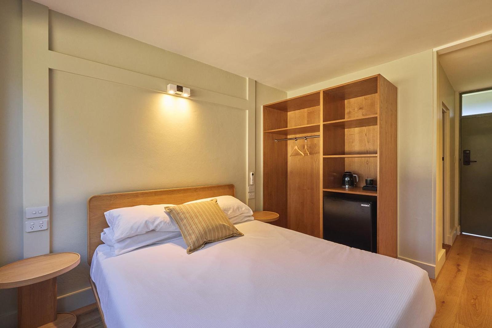 Double Room with Pool View photo 2