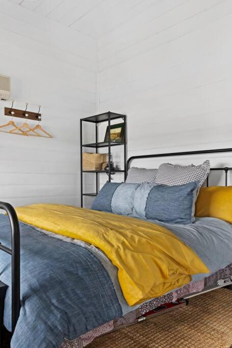 Two-Bedroom House photo 3