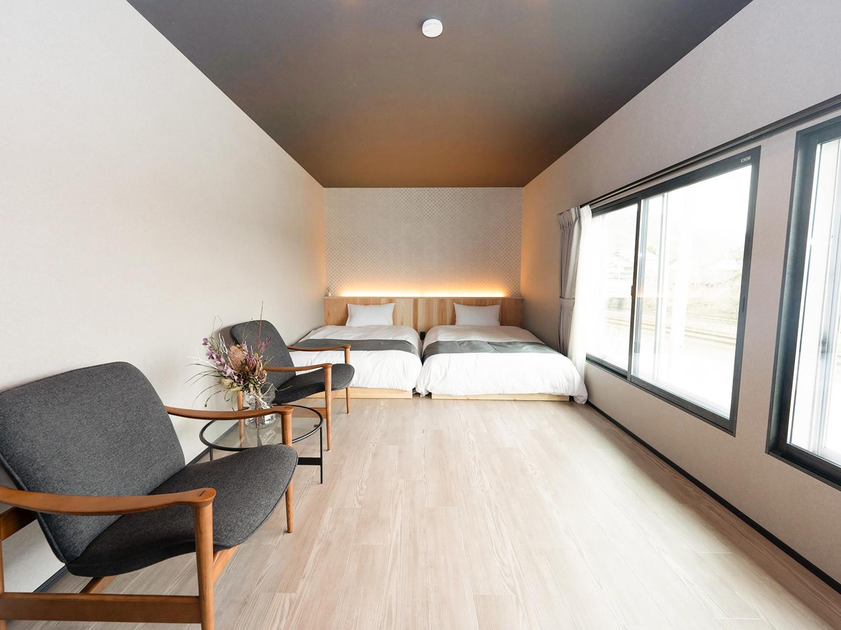 Two-Bedroom House photo 2