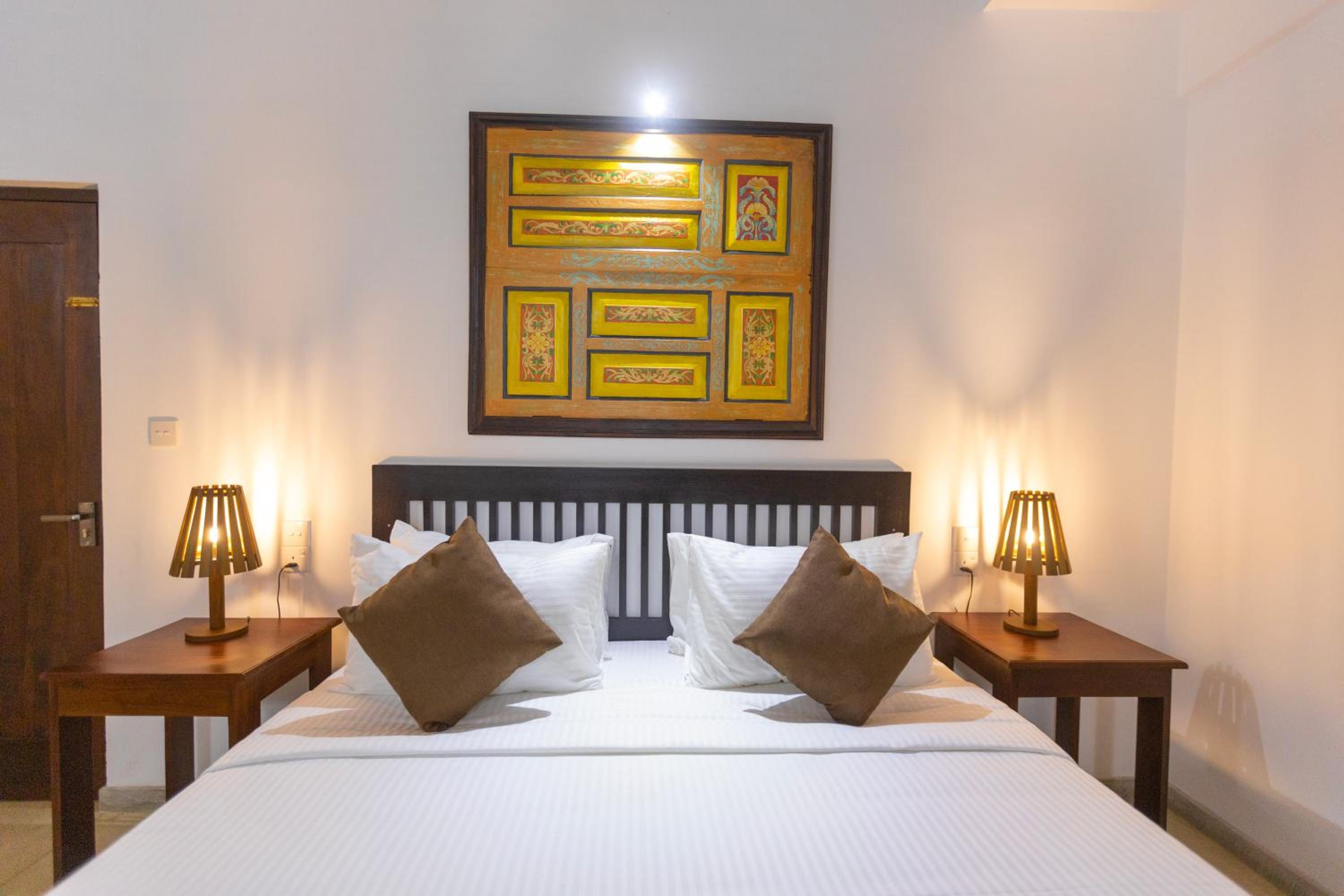 Deluxe Double Room (2 Adults + 1 Child) photo 1