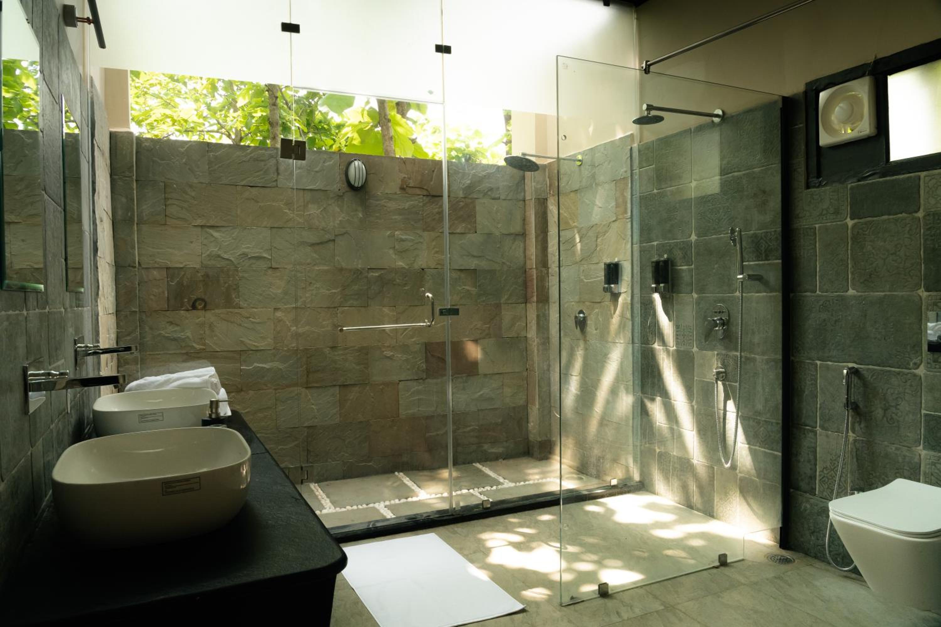 Villa photo 3