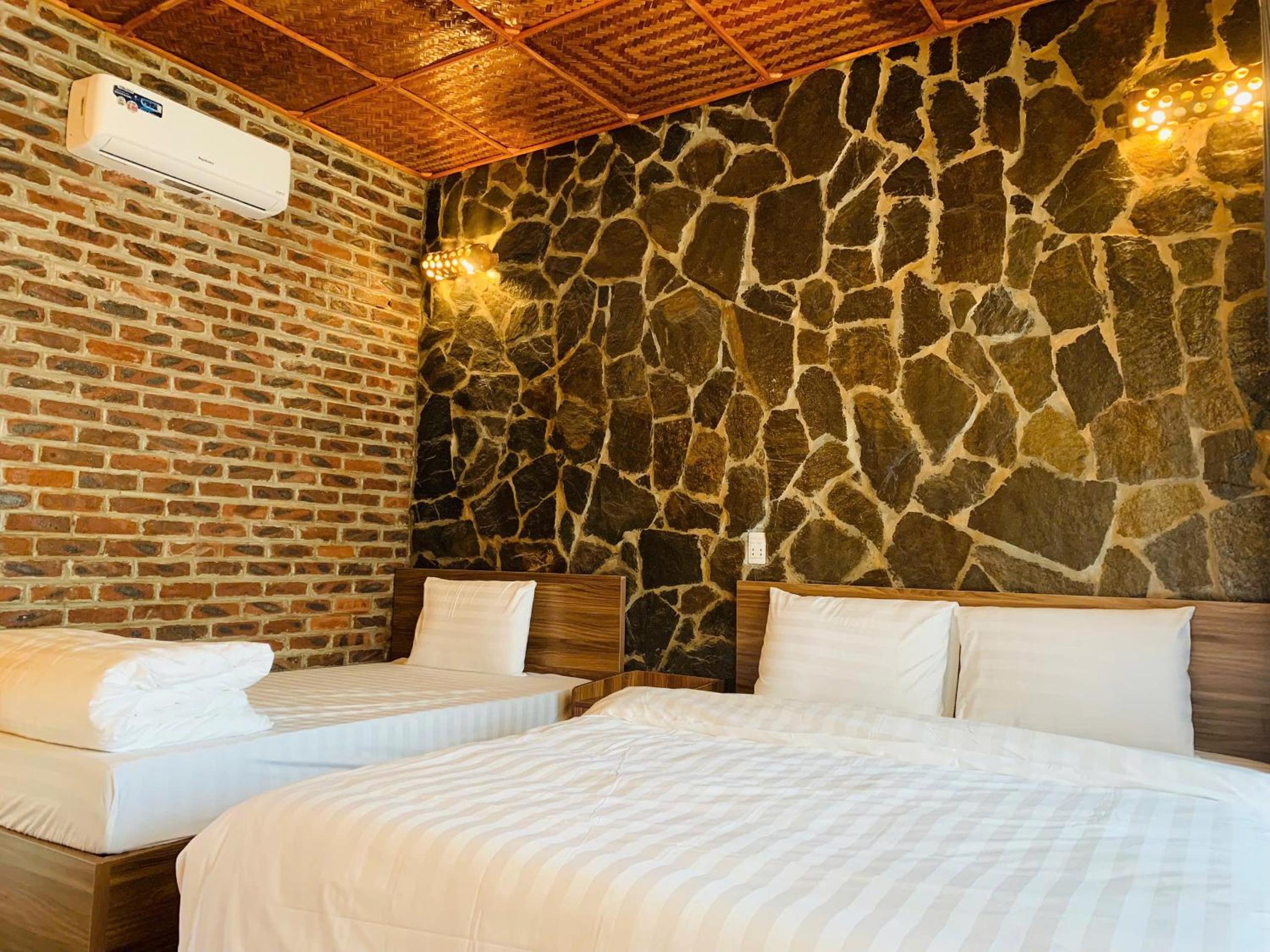 Triple Room with Balcony photo 1