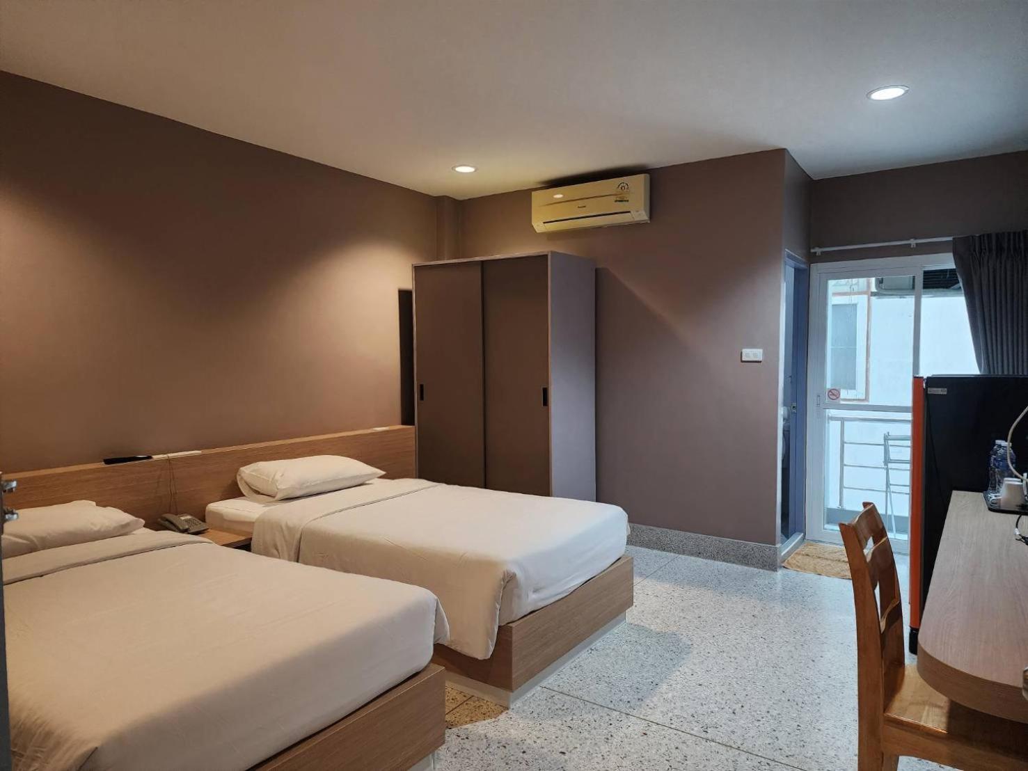 Superior Twin Room photo 2