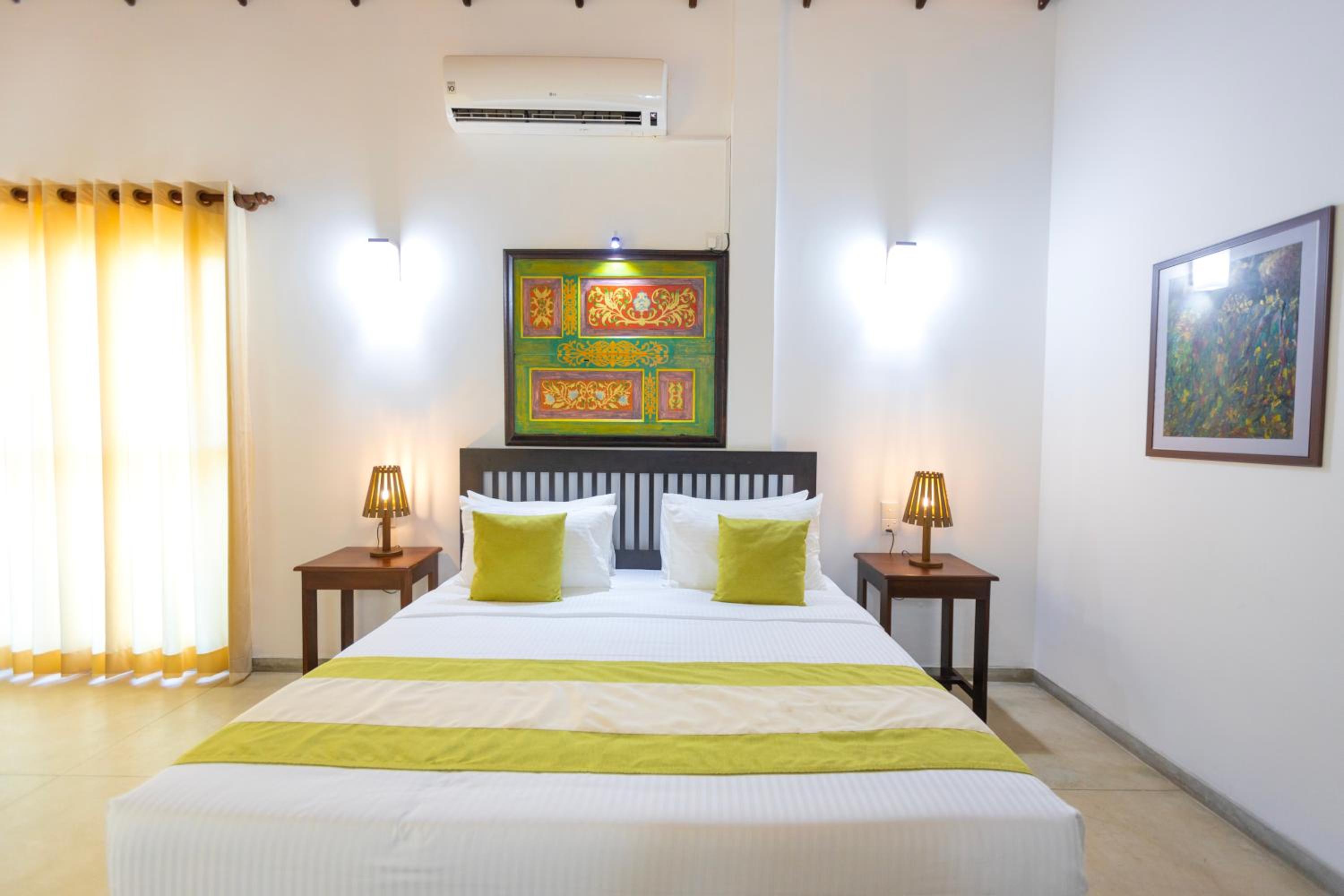 Deluxe Double Room with Balcony photo 1