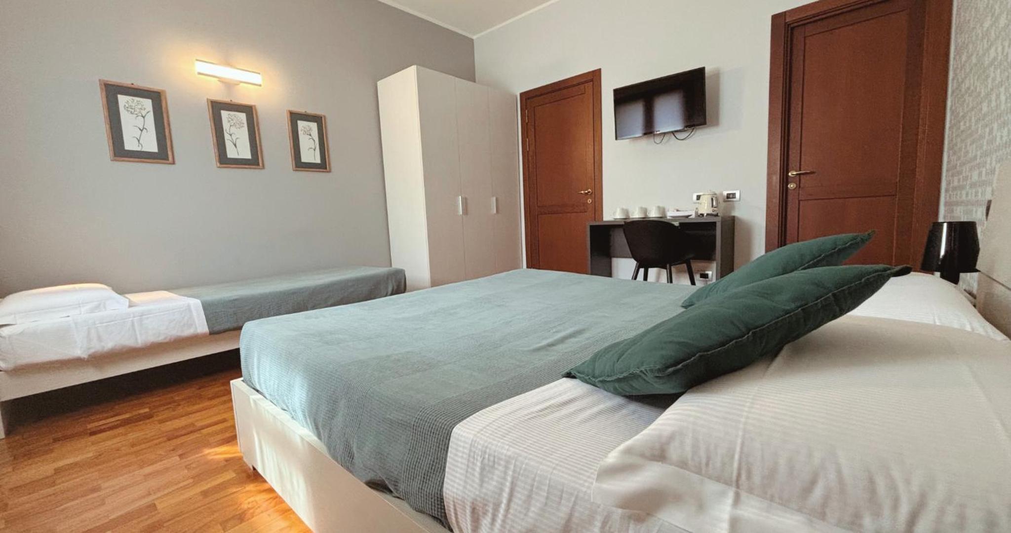 Triple Room - Photo 1