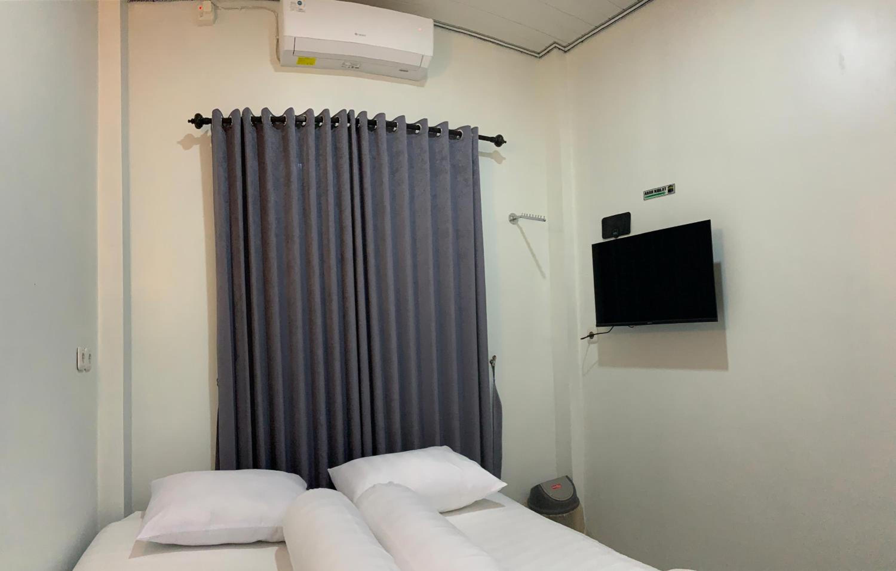 Standard Double Room - Photo 3