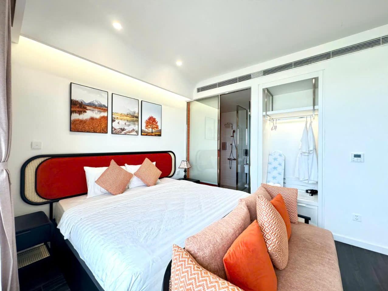 King Studio with Sofa Bed photo 3