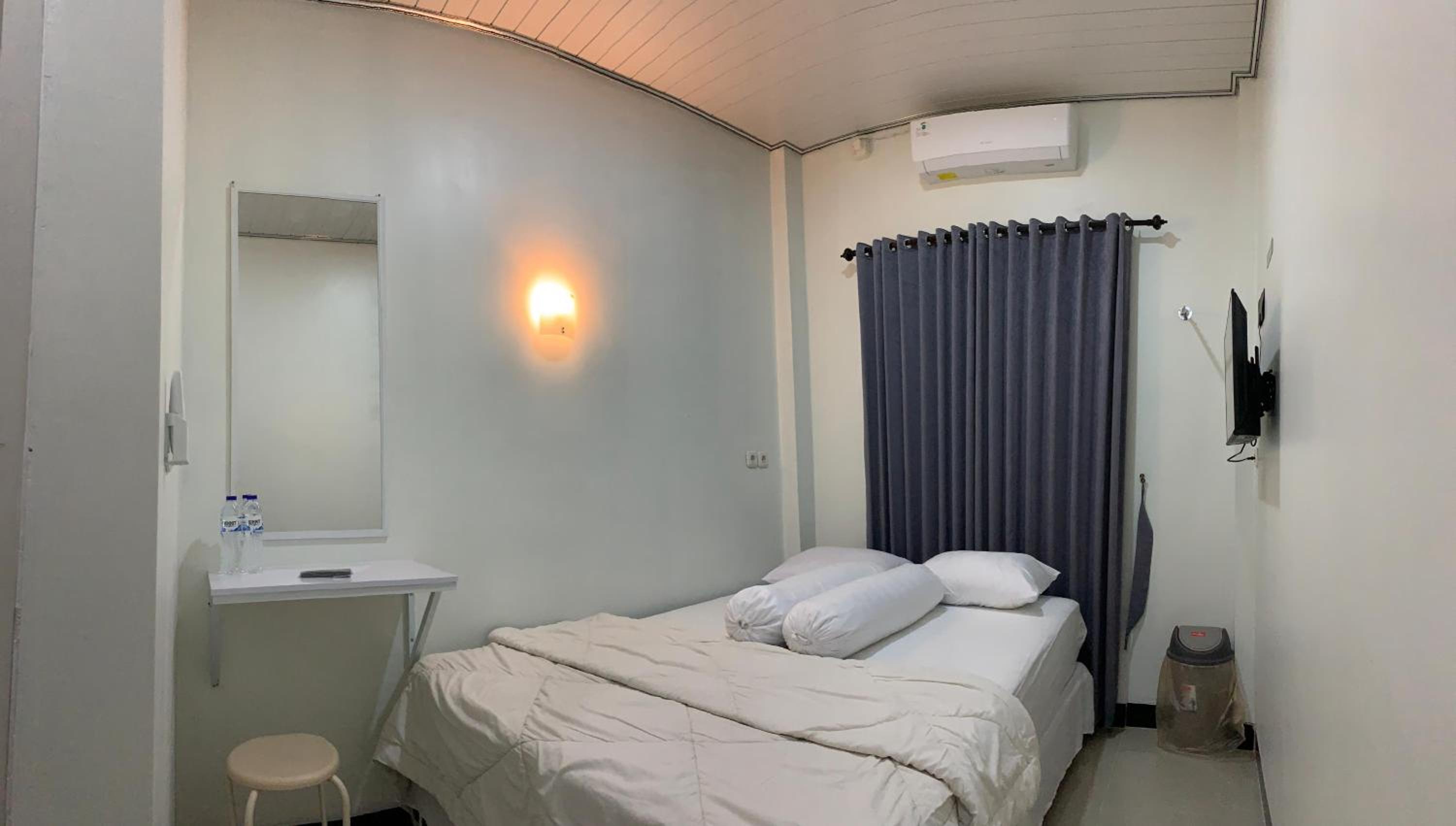 Standard Double Room - Photo 2