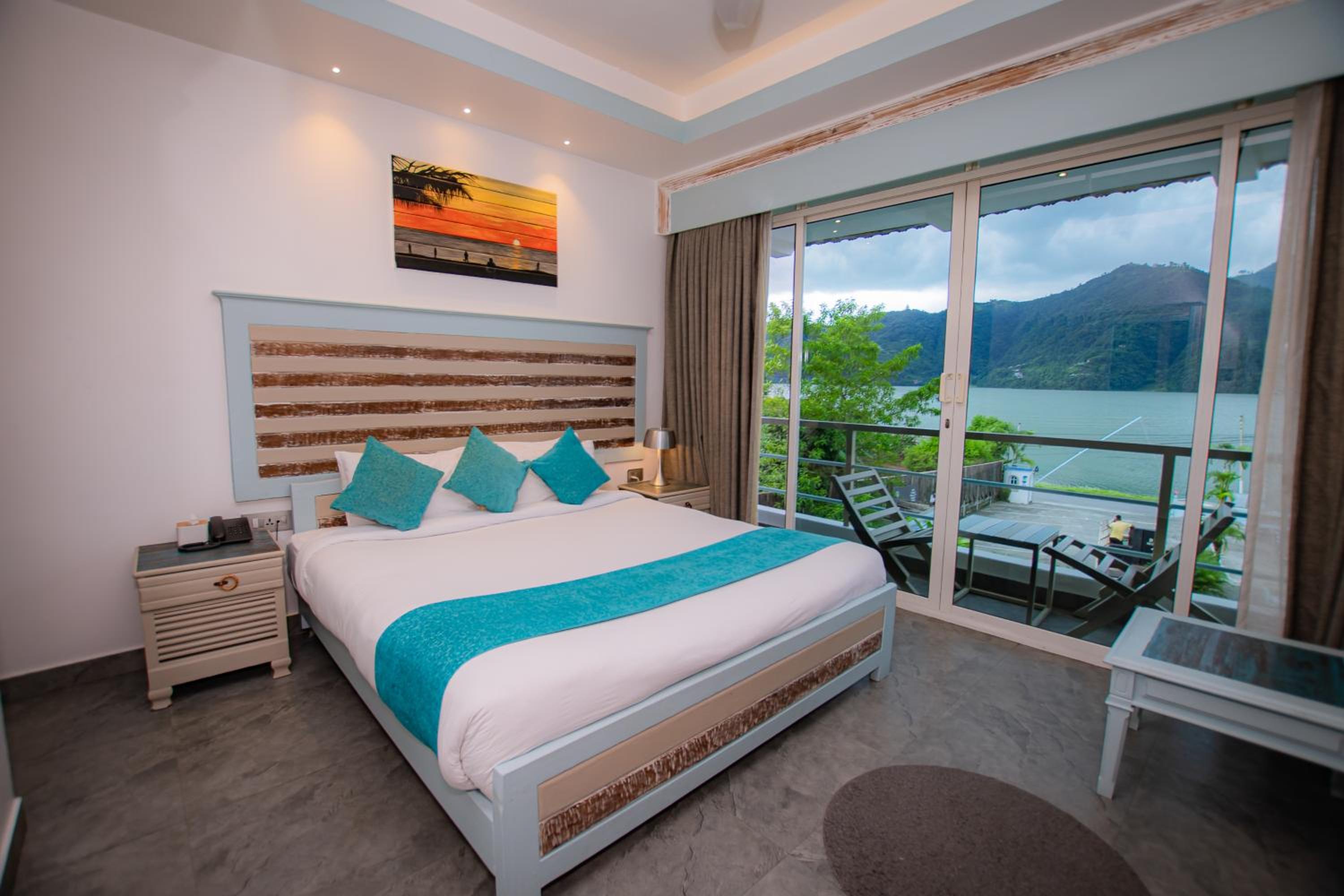 Double Room with Lake View