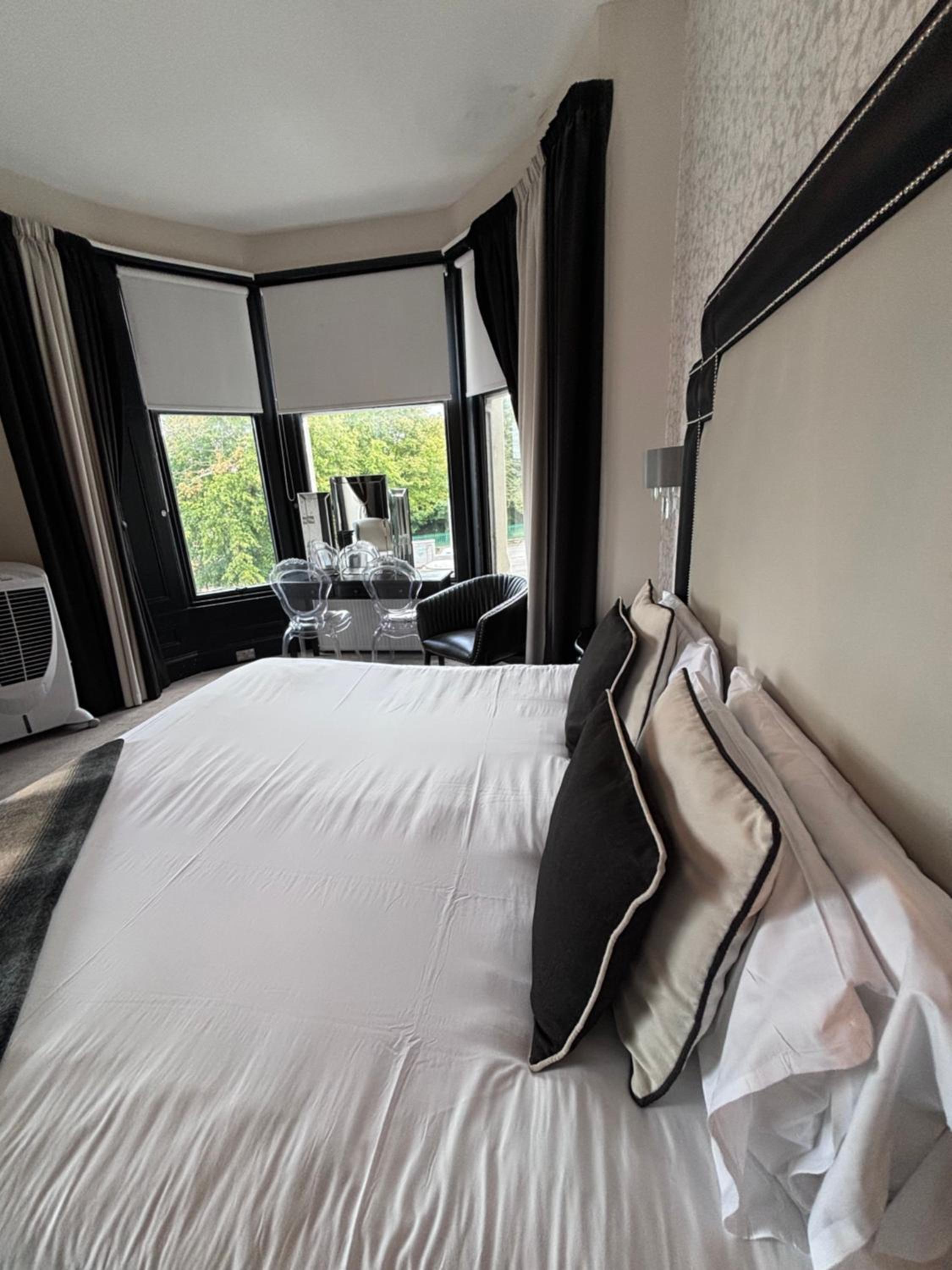 Deluxe Queen Room photo 3