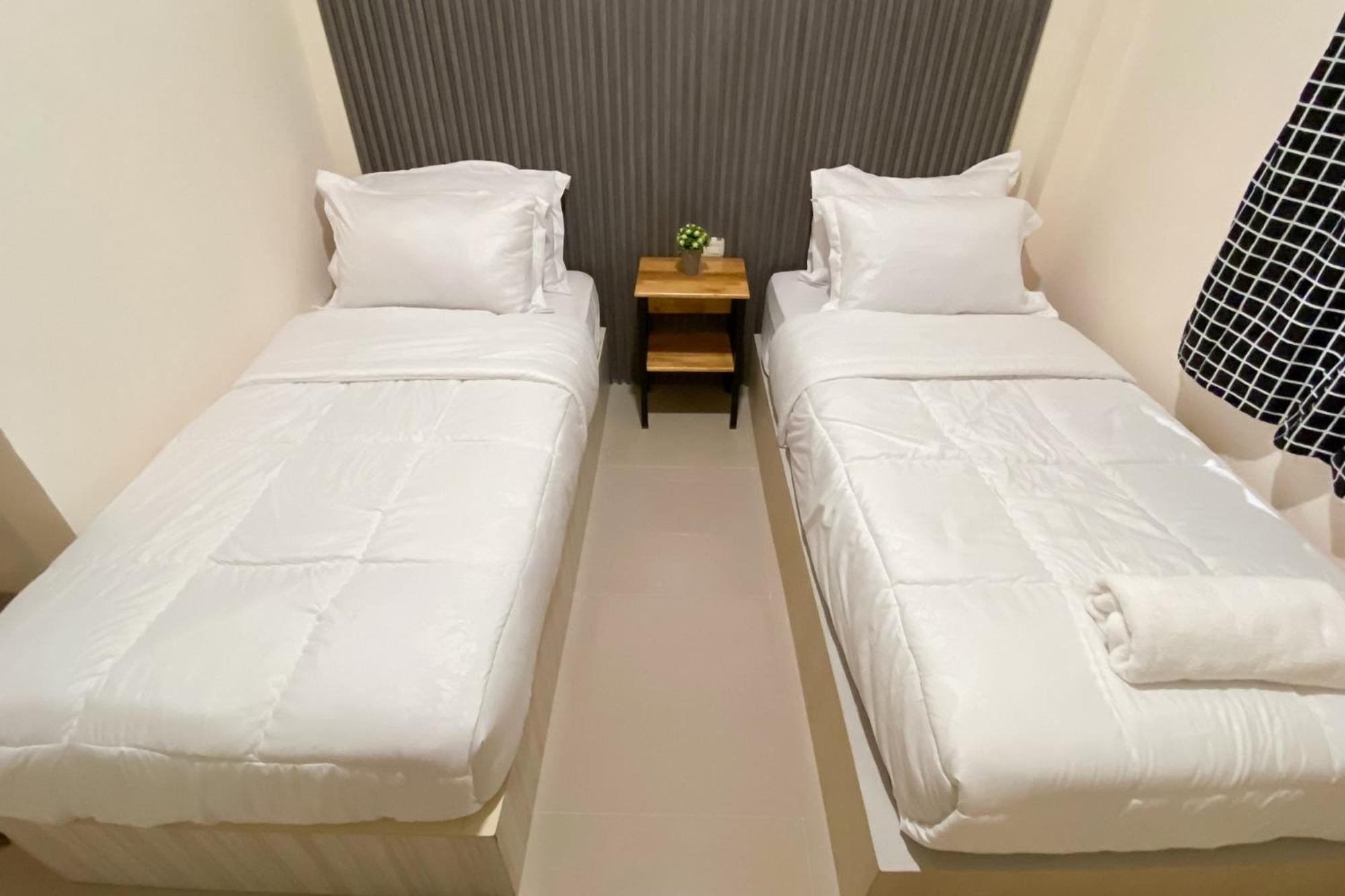 Standard Twin Room - Photo 2