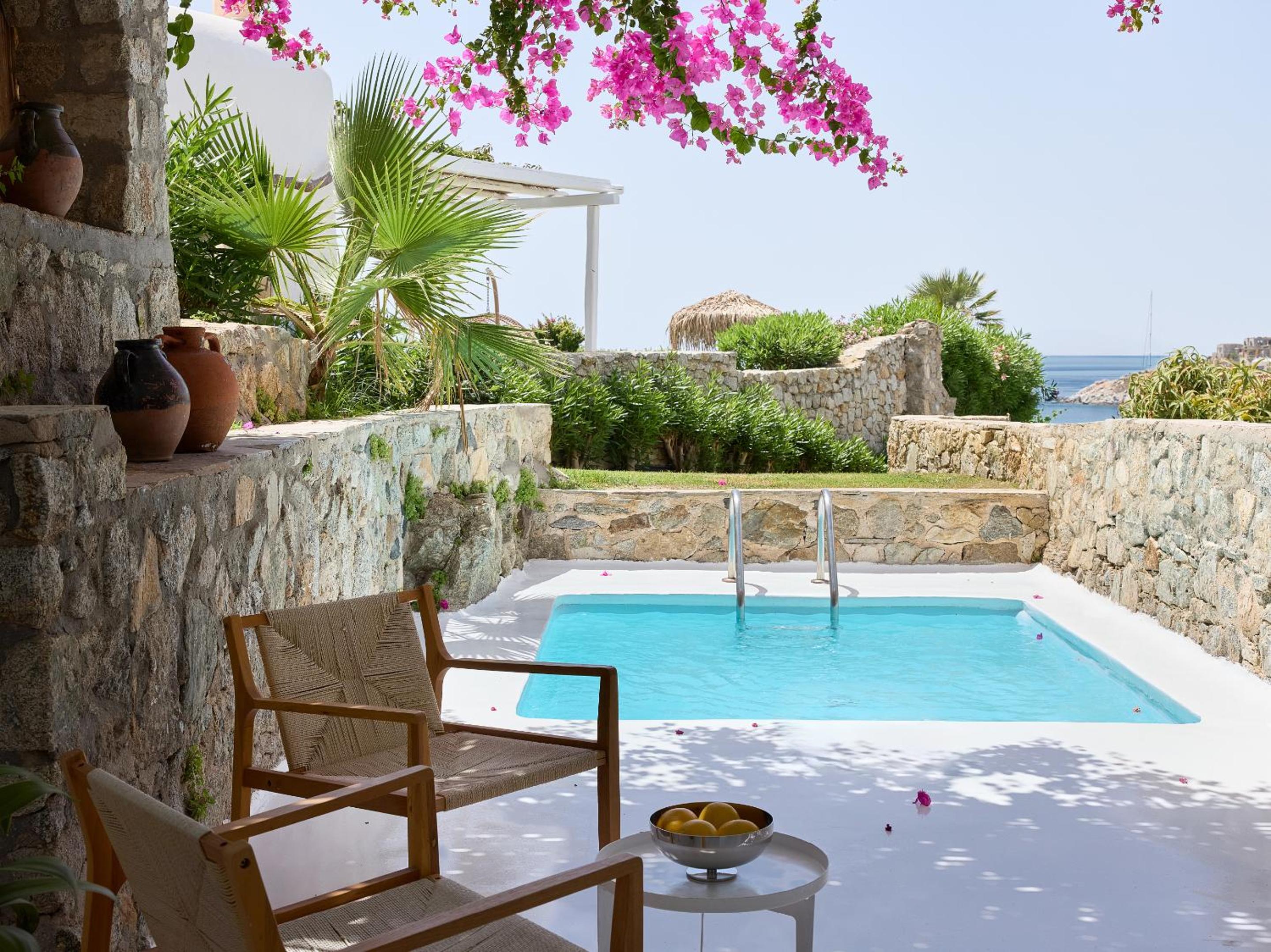 Luxury Island Bungalow with Private Pool - Photo 5