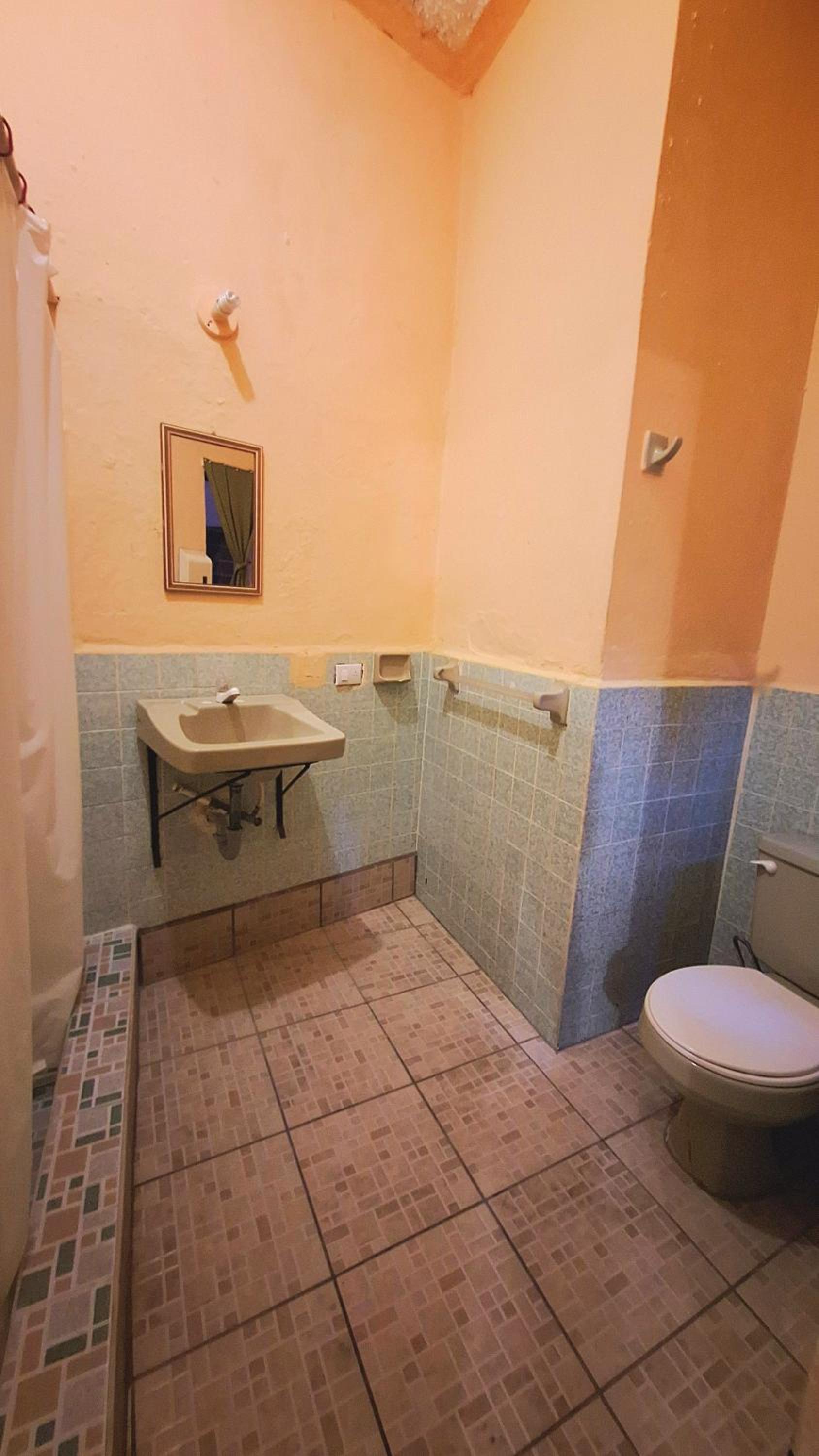 Budget Triple Room photo 3