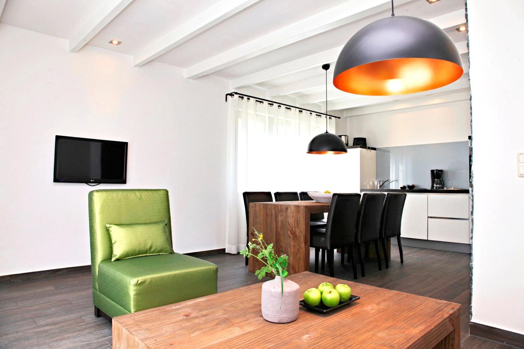 Three-Bedroom House photo 2