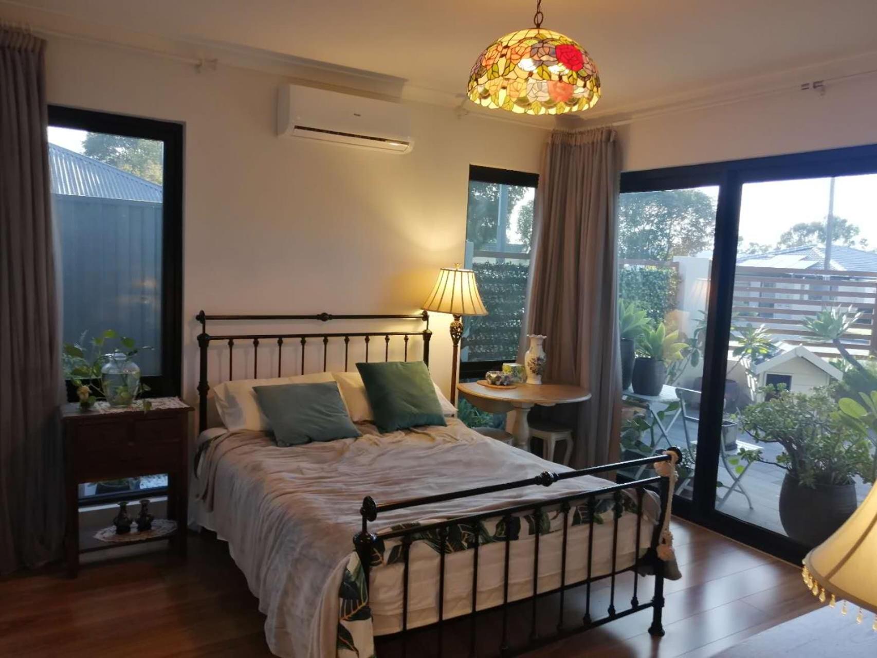 King Room with Garden View