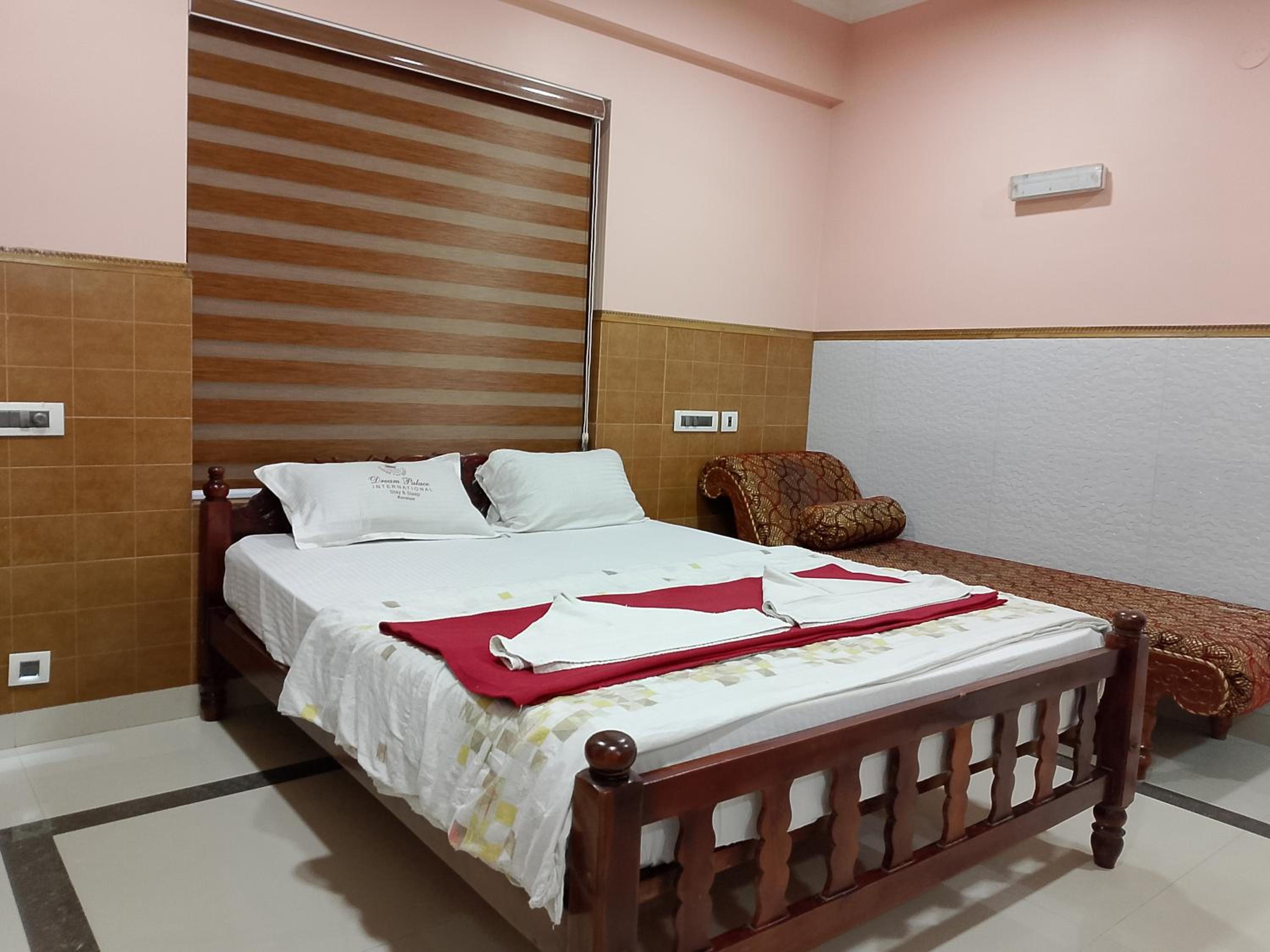 Double Room - Photo 3