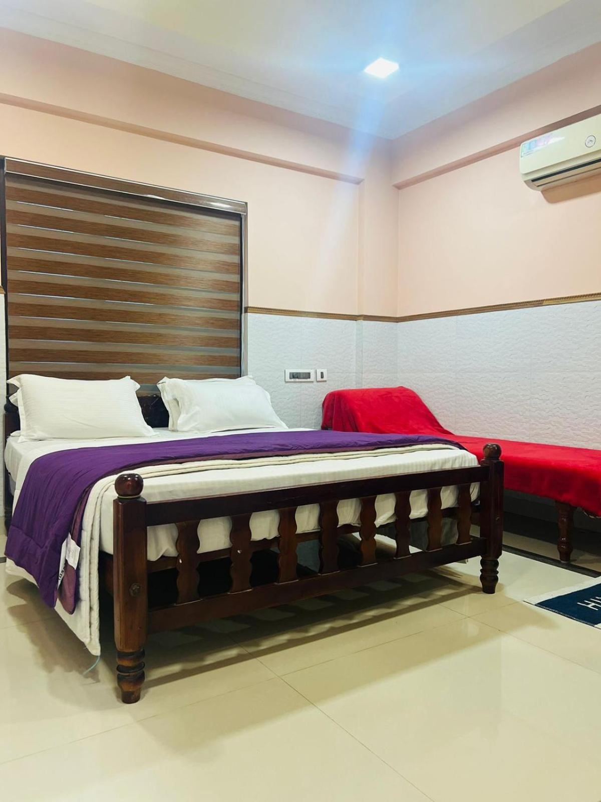 Deluxe Double Room photo 3