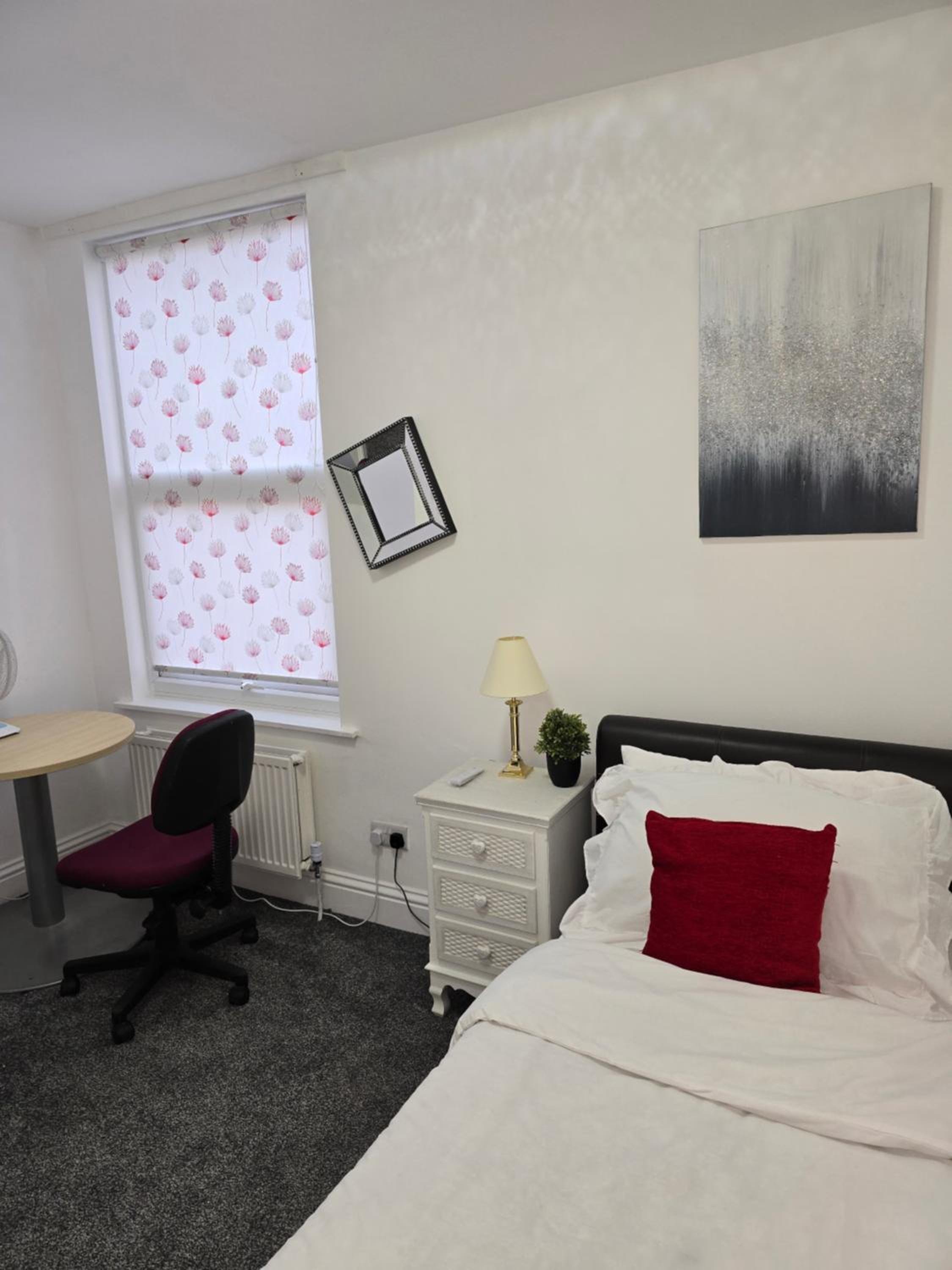 Single Room 1 photo 1