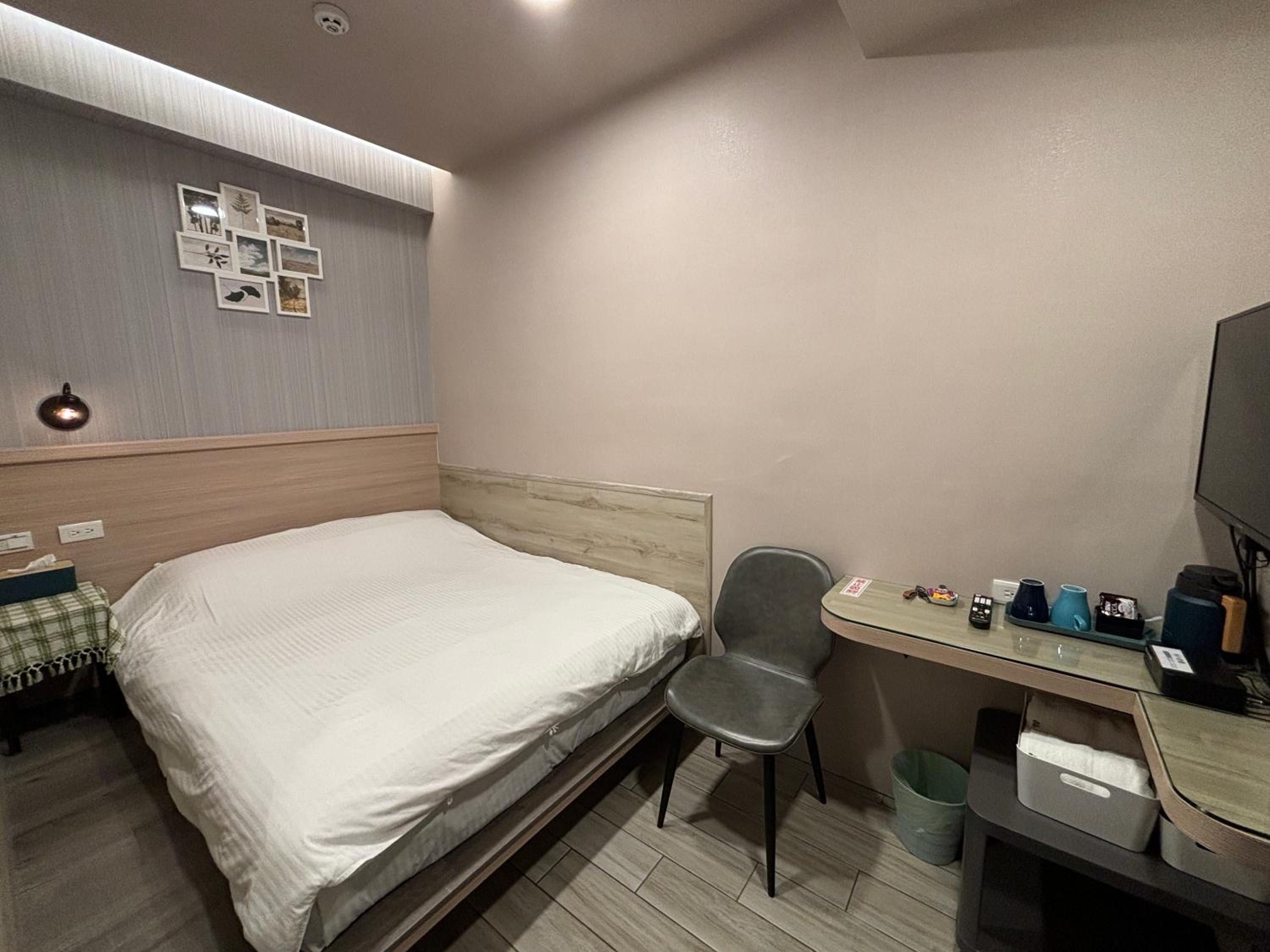 Double Room with Private Bathroom