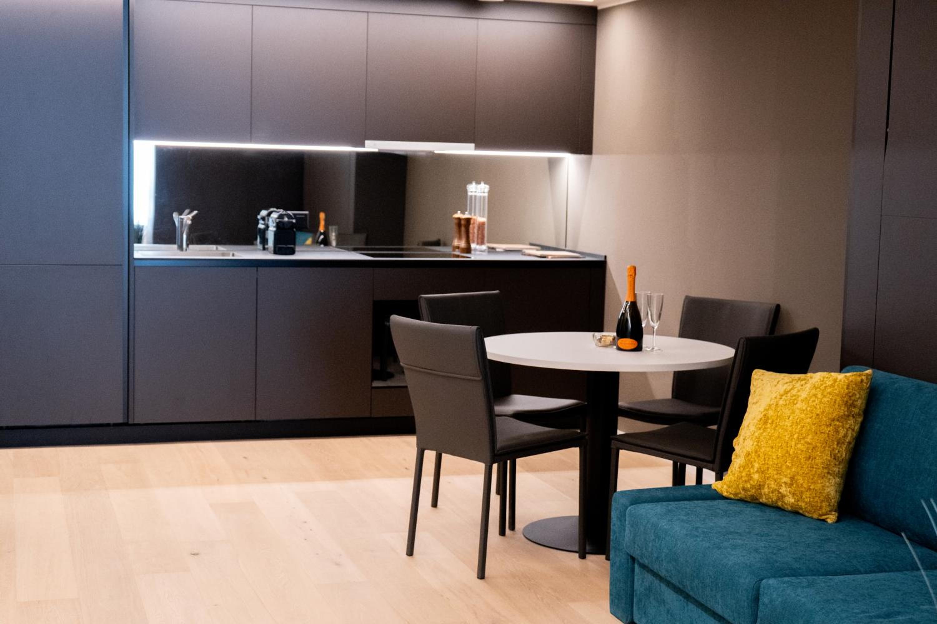 Arbed Living Hotel - Supercharger, Photo 6