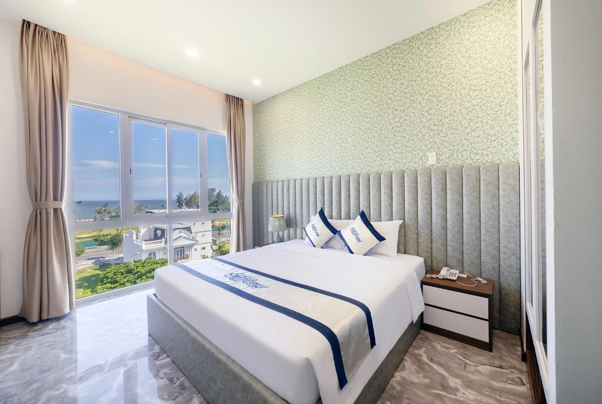 Deluxe Double Room with Sea View - Photo 1
