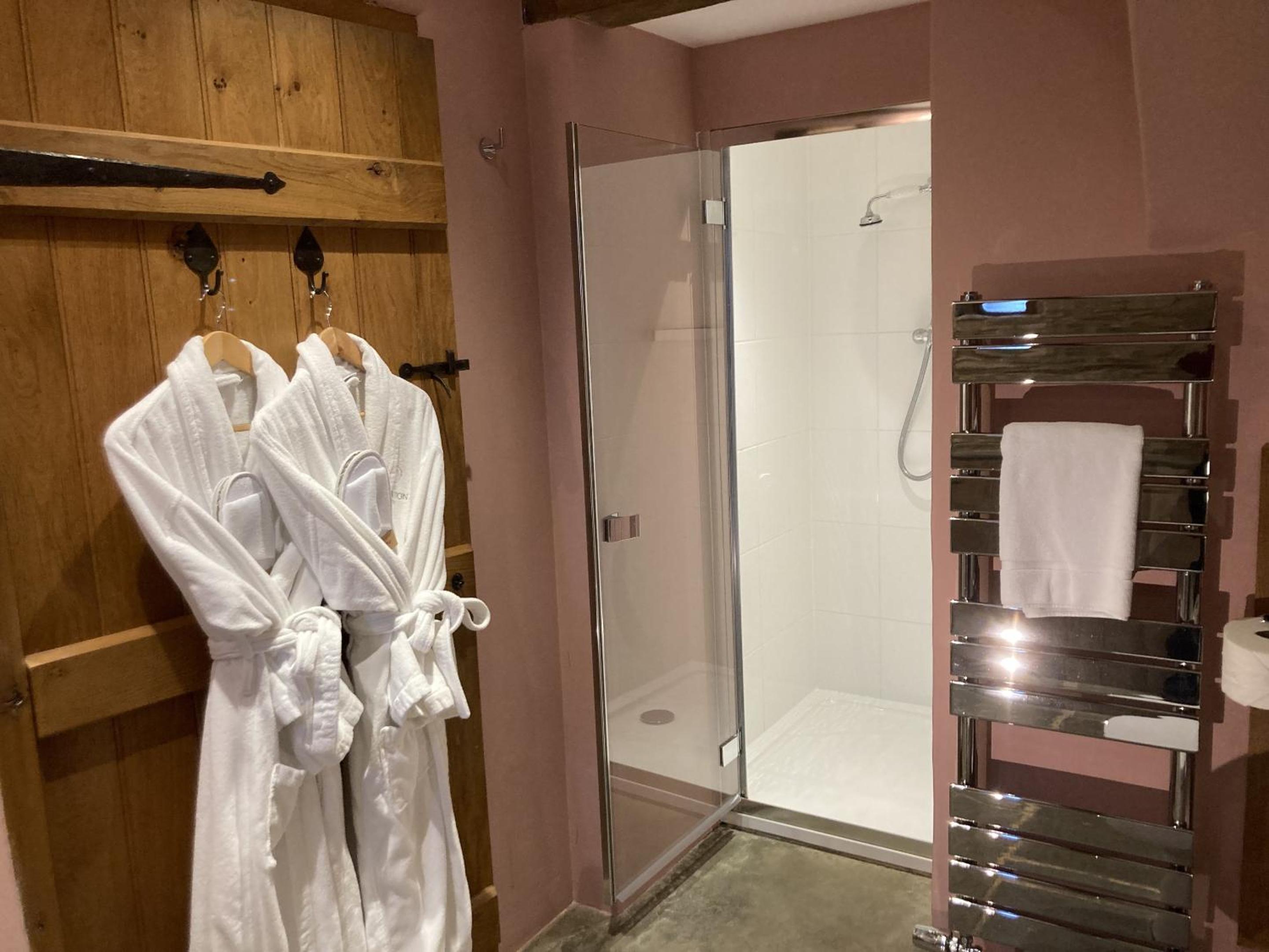 Deluxe Twin Room - Photo 7