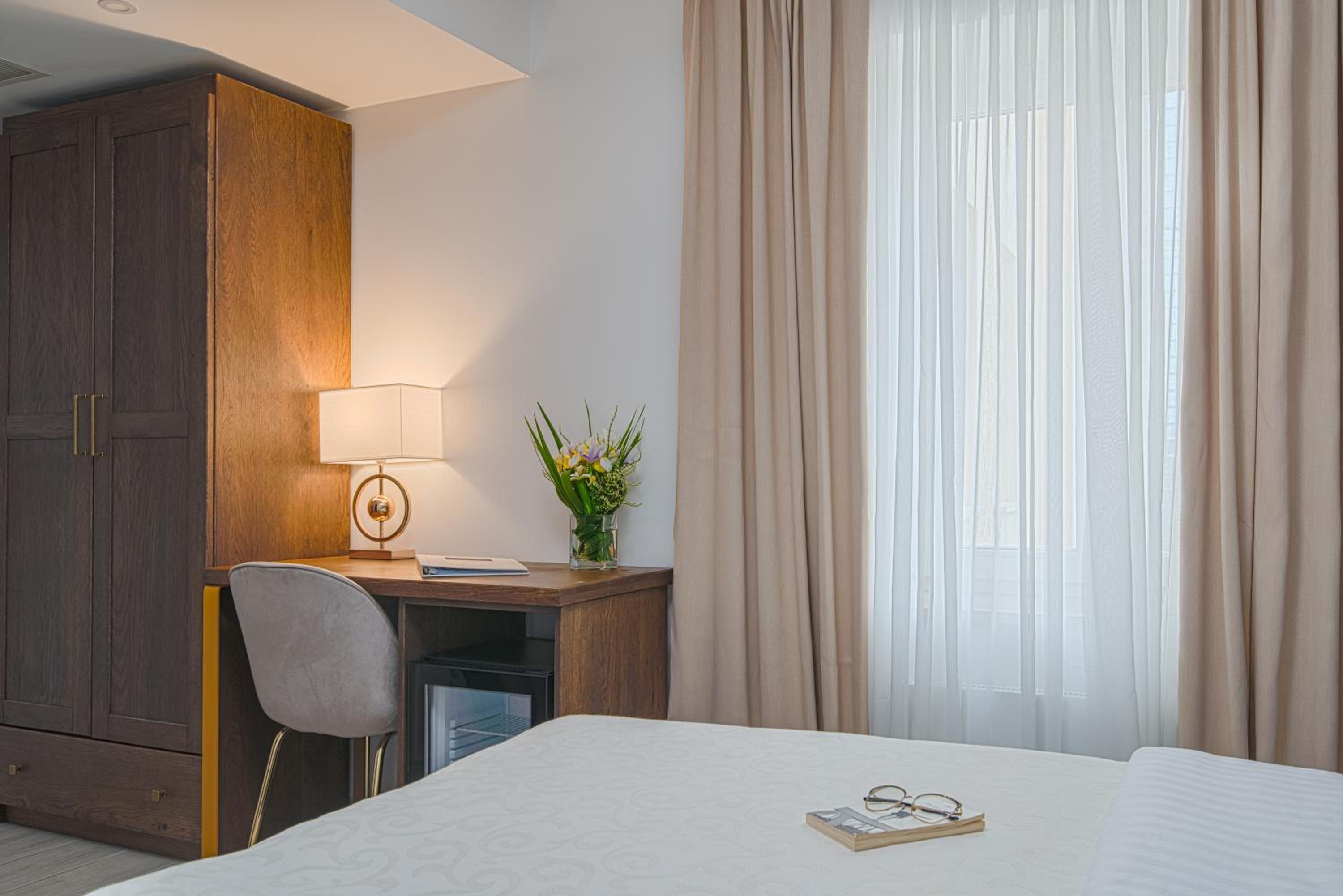 Superior Double or Twin Room - Photo 2