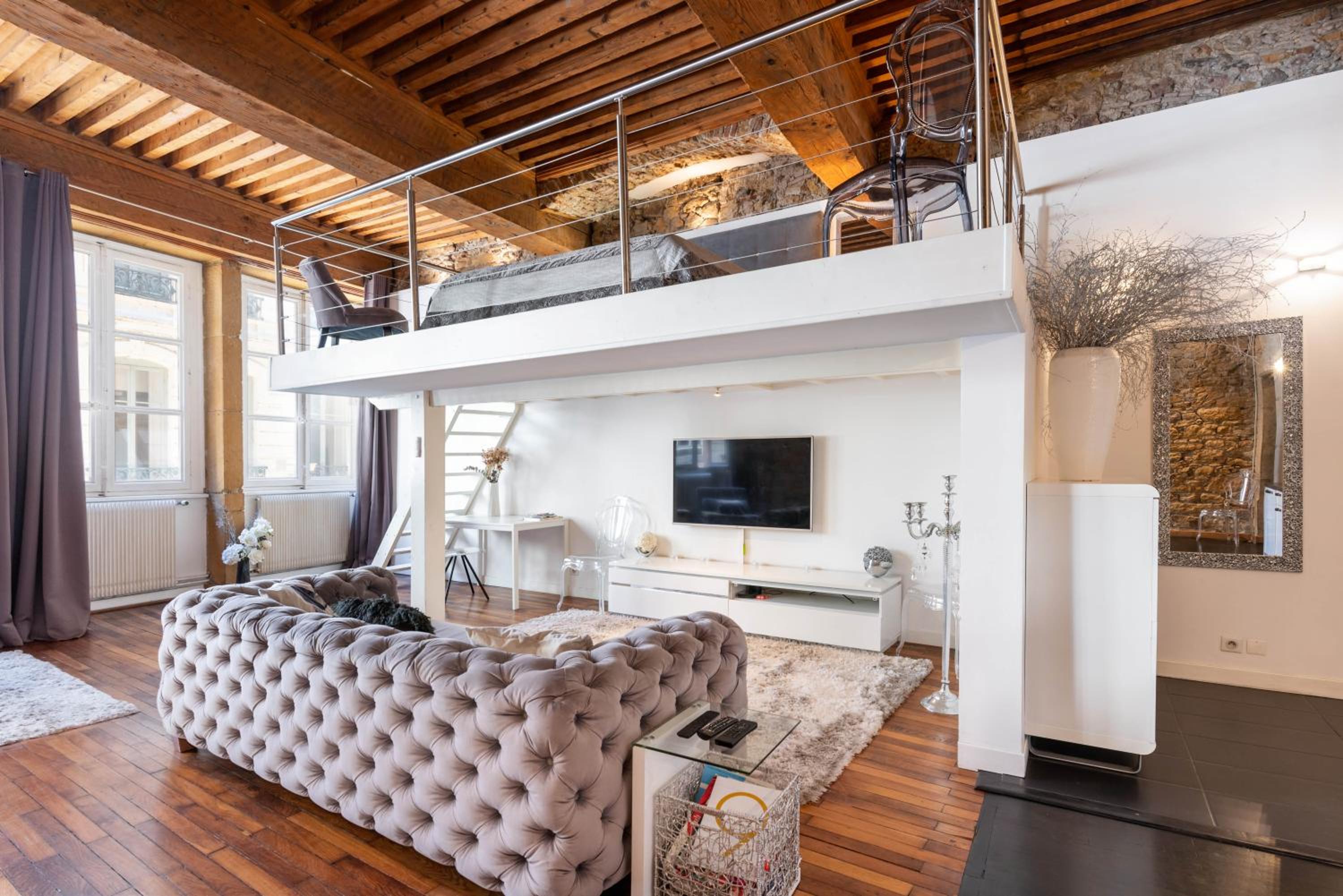 Loft - Photo 8
