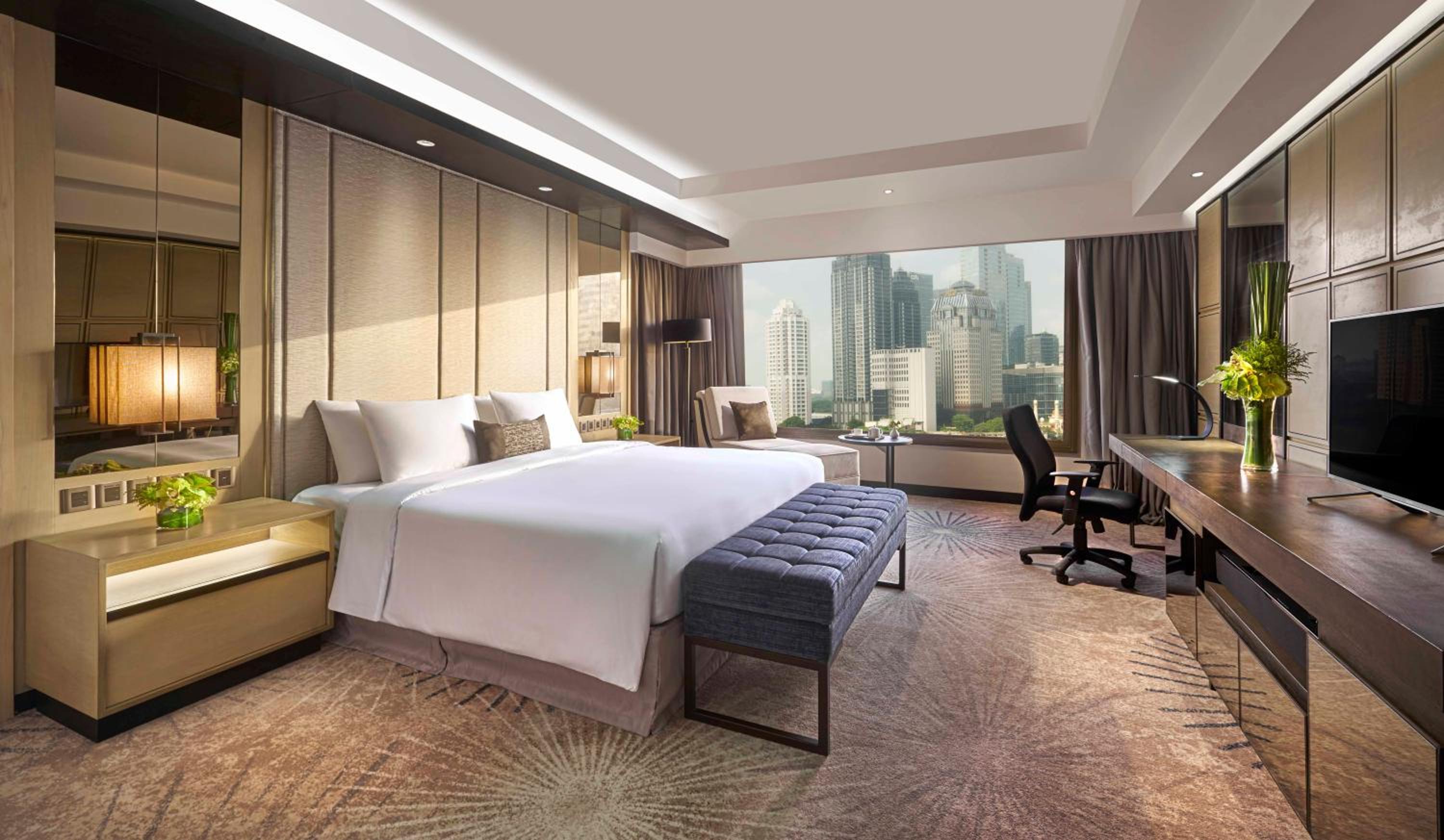 Artsy Suite Room