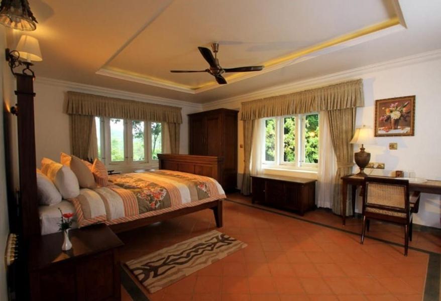 Cherakara Bungalow