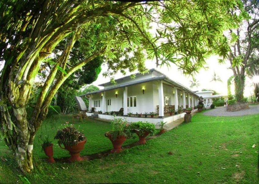 Cherakara Bungalow
